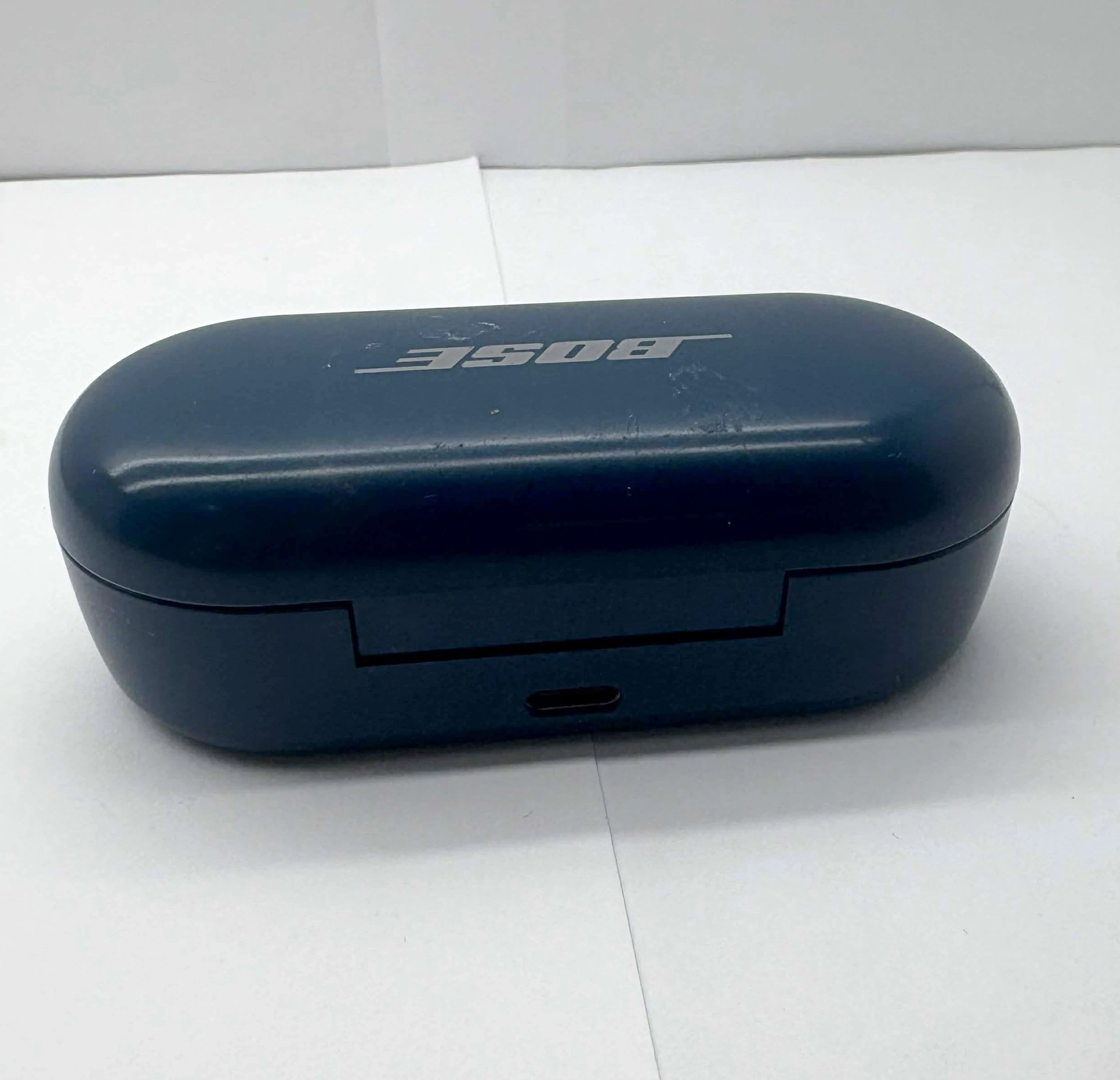 sluchawki-bose-sport-earbuds-kolor-dominujacy-129357-5