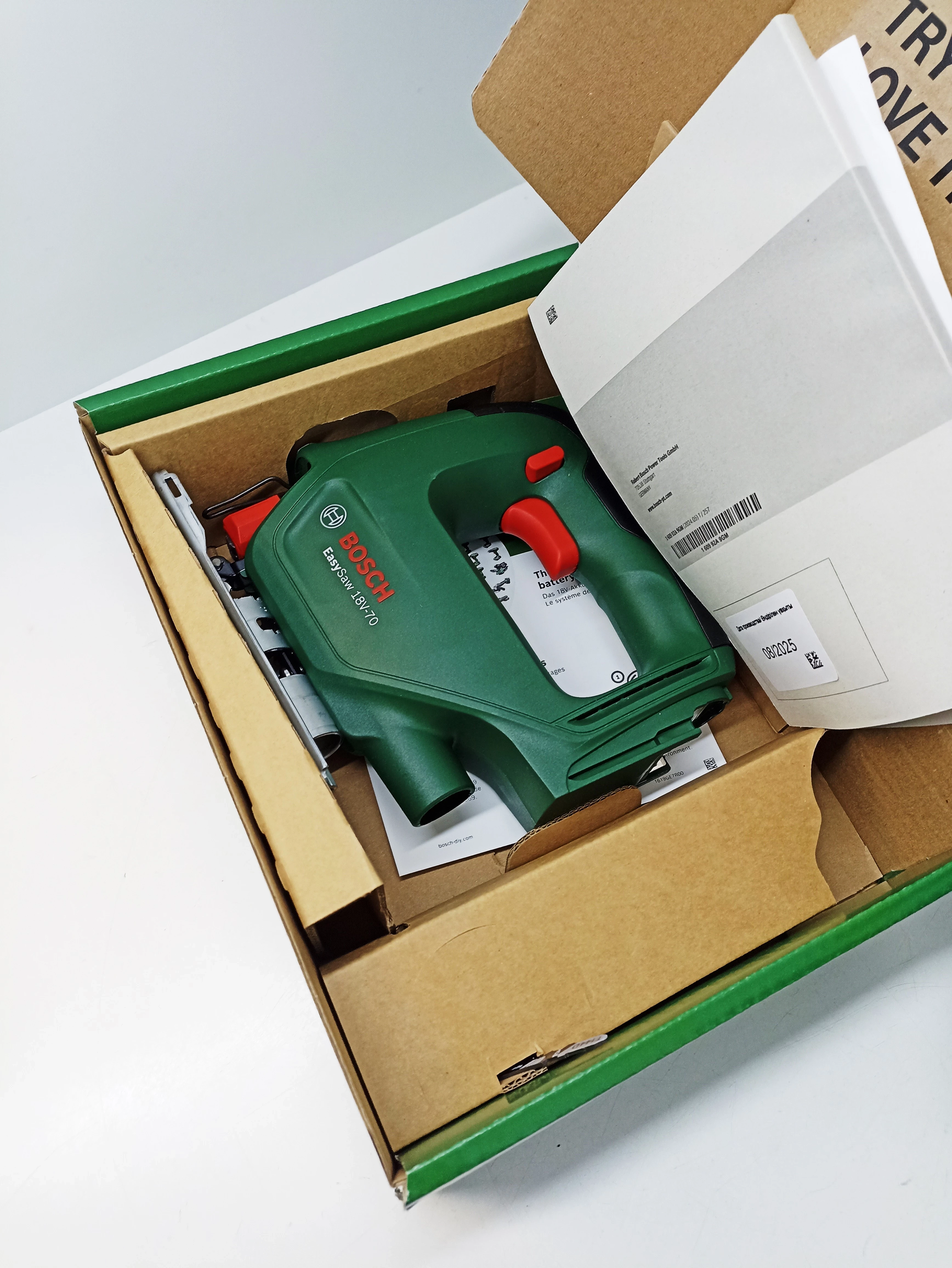 wkretarka-bosch-easyimpact-18v-40-wyrzynarka-easysaw-18v-70-zestaw-marka-248811-950093