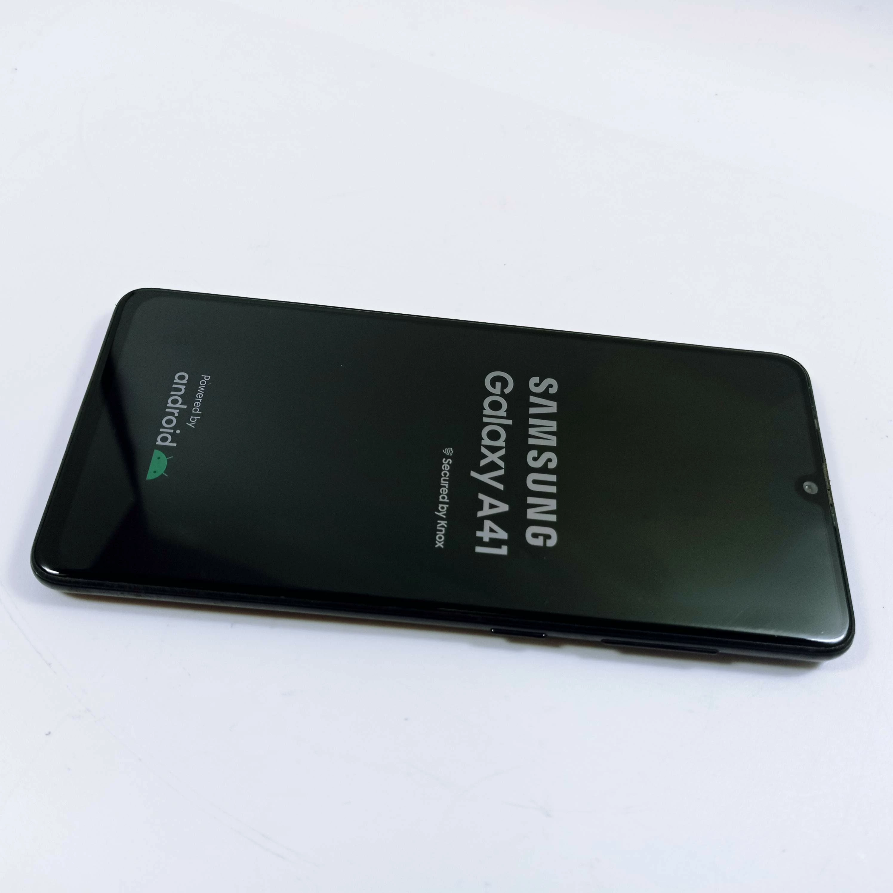 telefon-samsung-galaxy-a41-at-warto-kod-producenta-sm-a415fzkdeue