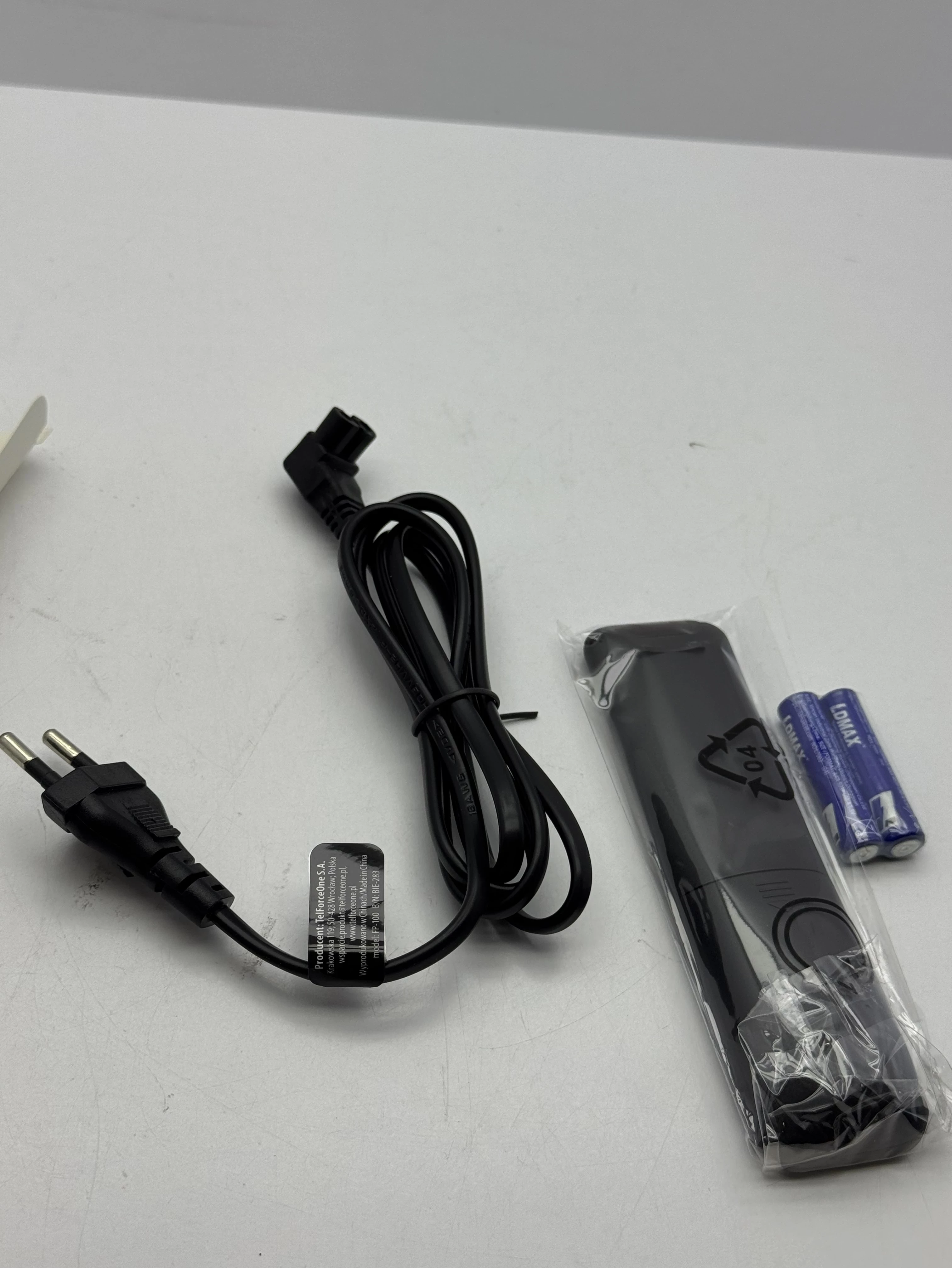 projektor-forever-fp-100-pudelkoean5907504514932-rozdzielczosc-podstawowa-px-204829-221785