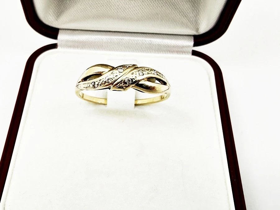 zloty-pierscionek-p585-z-cyrkoniami-rozmiar-20-waga-196-stan-11323-2