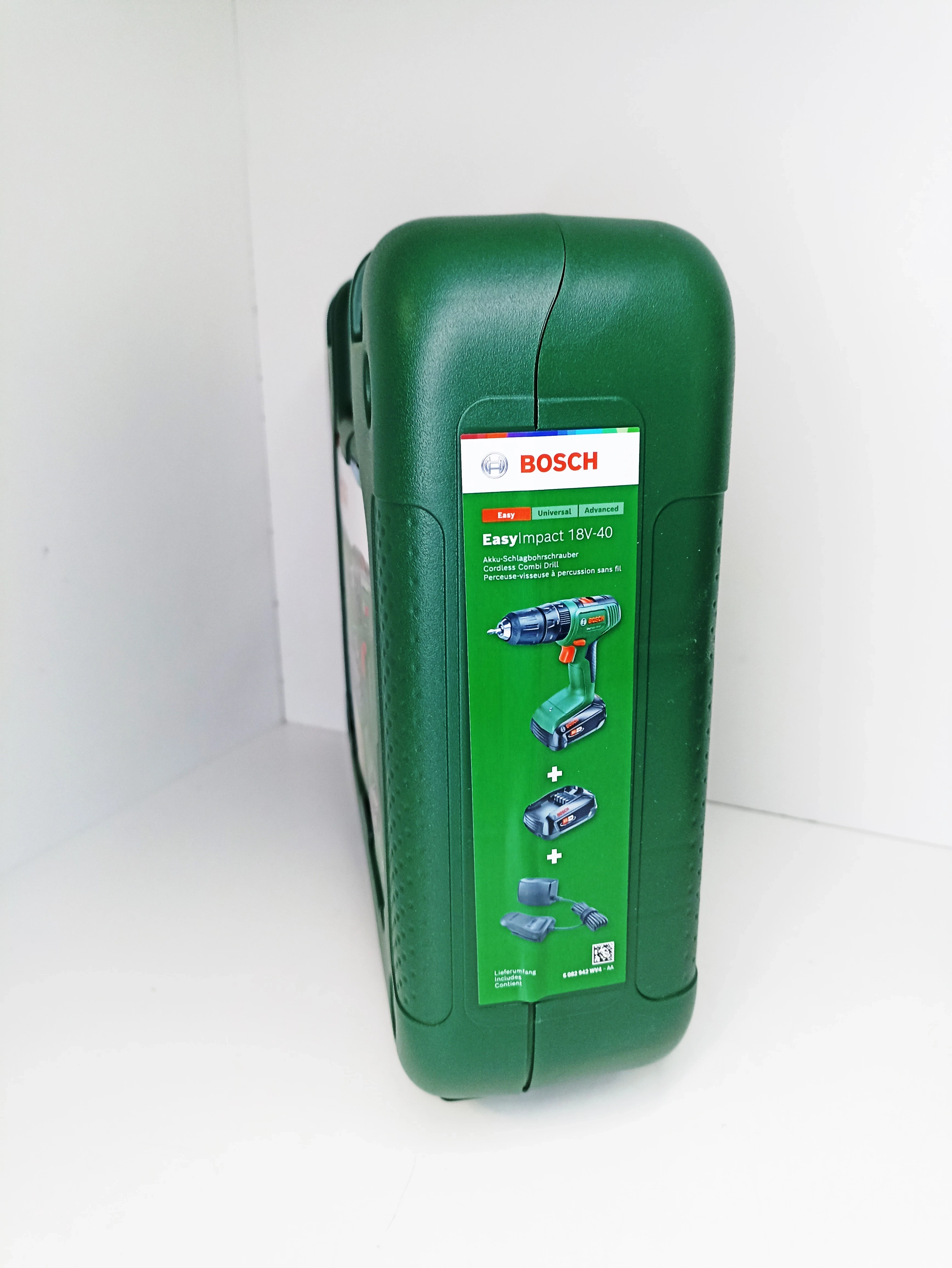 wkretarka-bosch-easyimpact-18v-40-wyrzynarka-easysaw-18v-70-zestaw-liczba-elementow-w-zestawie-1