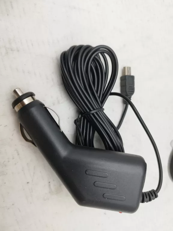 kamerka-samochodowa-car-camcorder-komplet-stan-11323-2