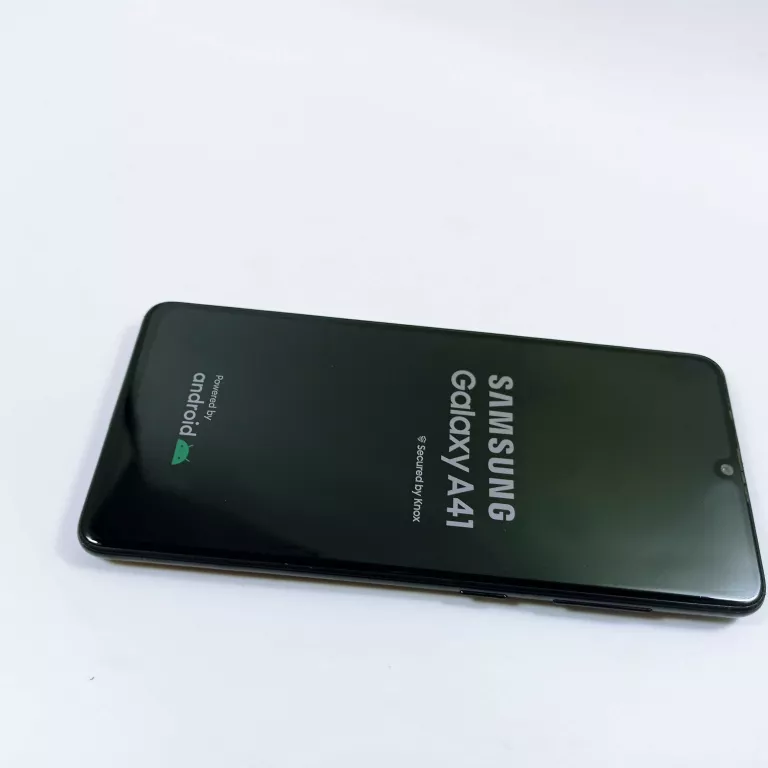 telefon-samsung-galaxy-a41-at-warto-stan-11323-2