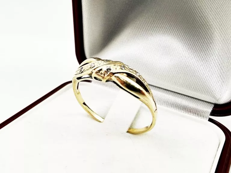 zloty-pierscionek-p585-z-cyrkoniami-rozmiar-20-waga-196-material-15835-2