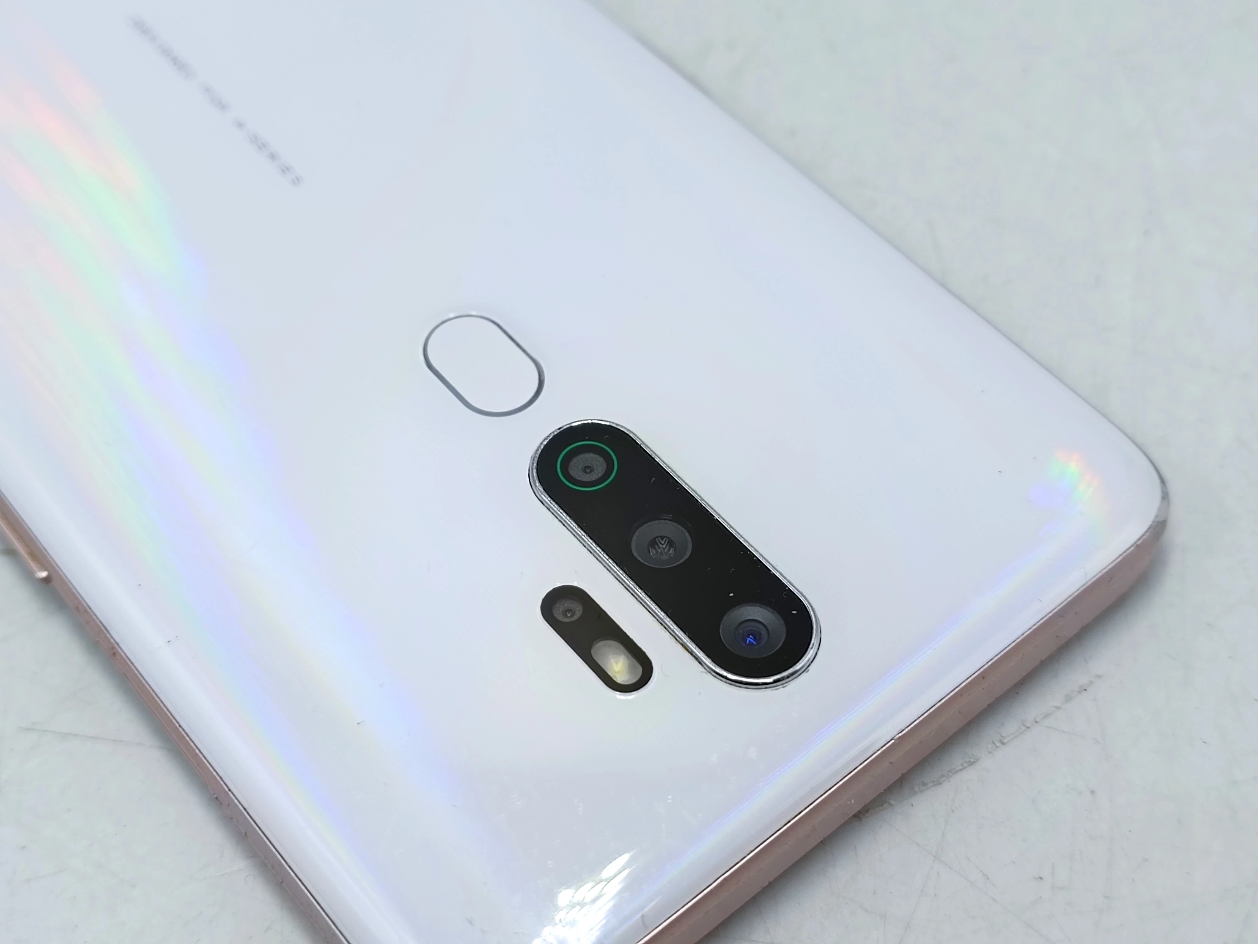 oppo-a5-2020-364gb-przekatna-ekranu-650