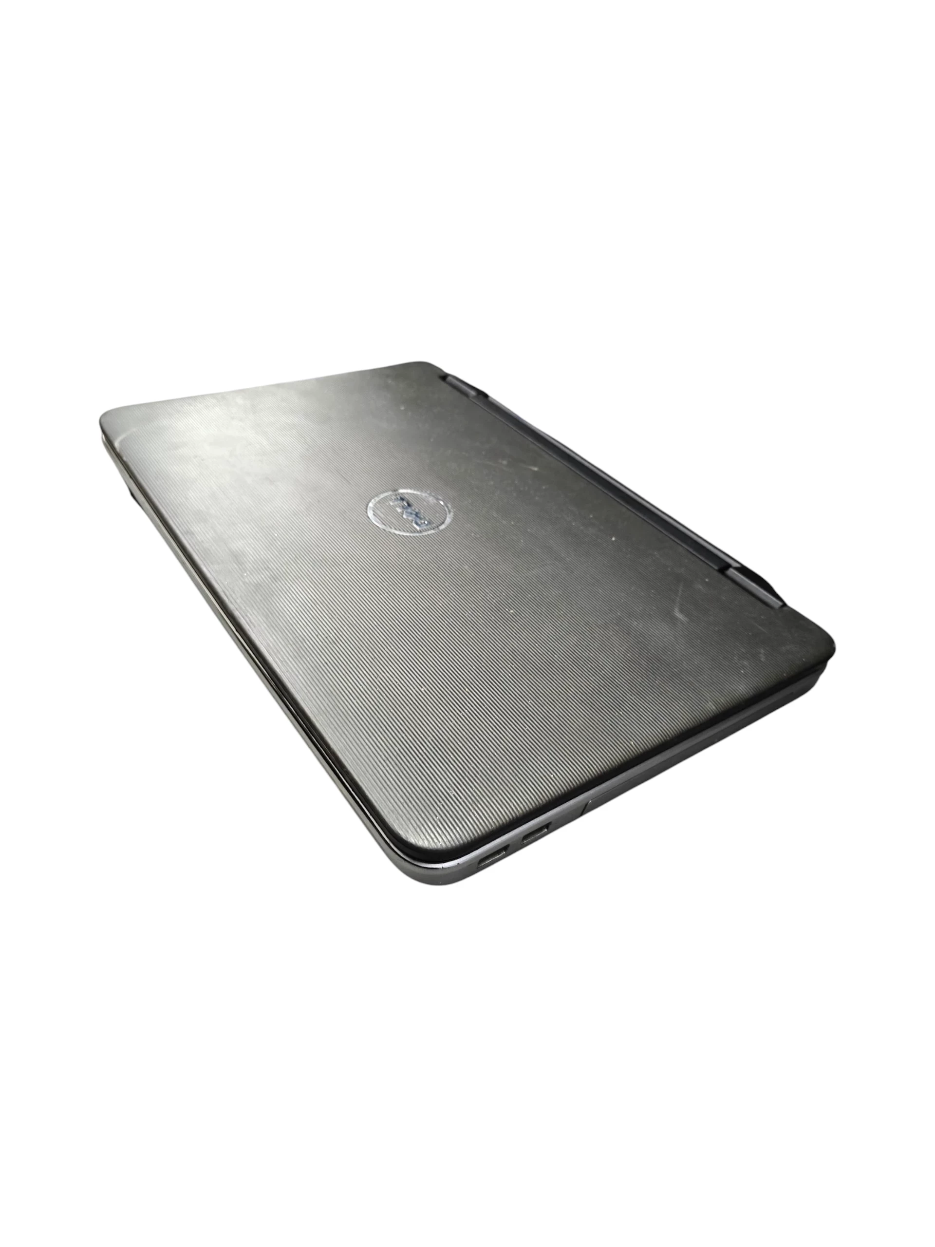 laptop-dell-vostro-2520-d4465-przekatna-ekranu-1500