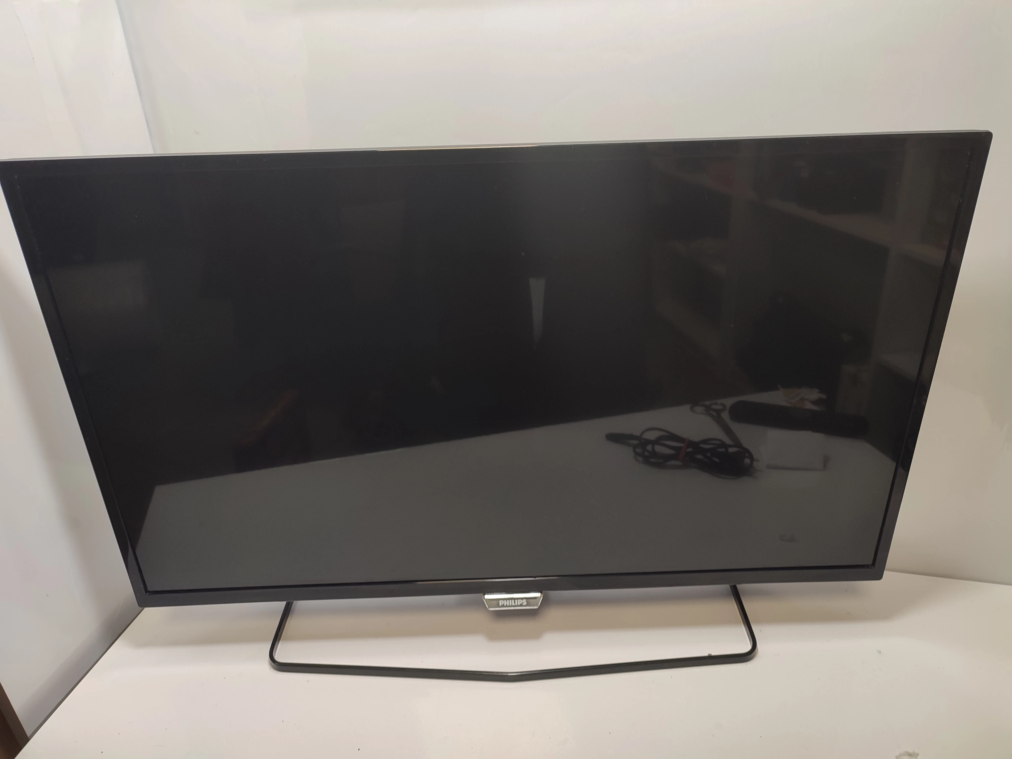 telewizor-philips-32pfh-550088-osiedle-kombatantow-7c-krakow