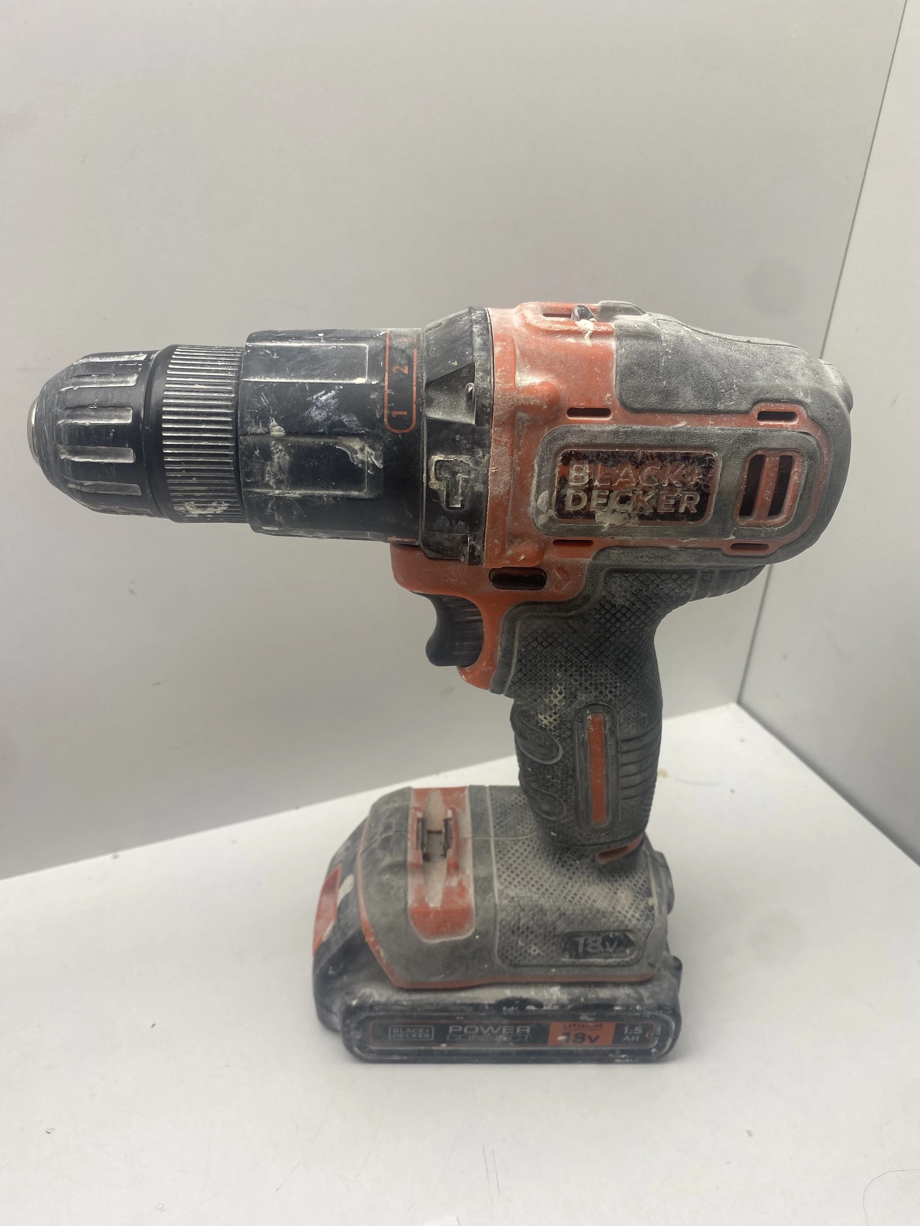 wkretarka-black-decker-bcd700s-swieradowska-26-wroclaw