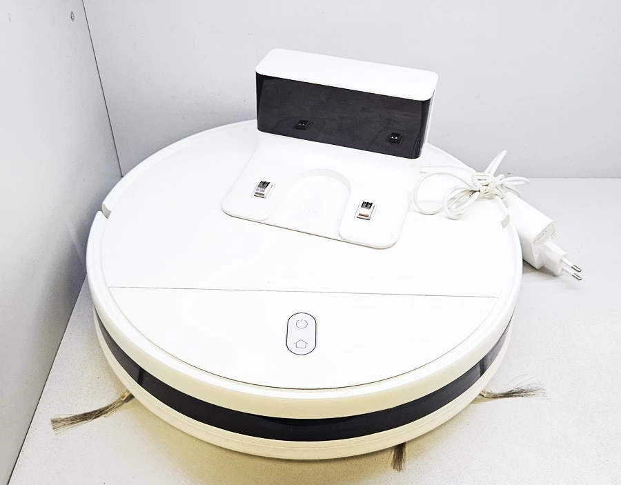 robot-sprzatajacy-xiaomi-mi-robot-vacuum-mop-essential-mjstg1-ean-gtin-4037713248173