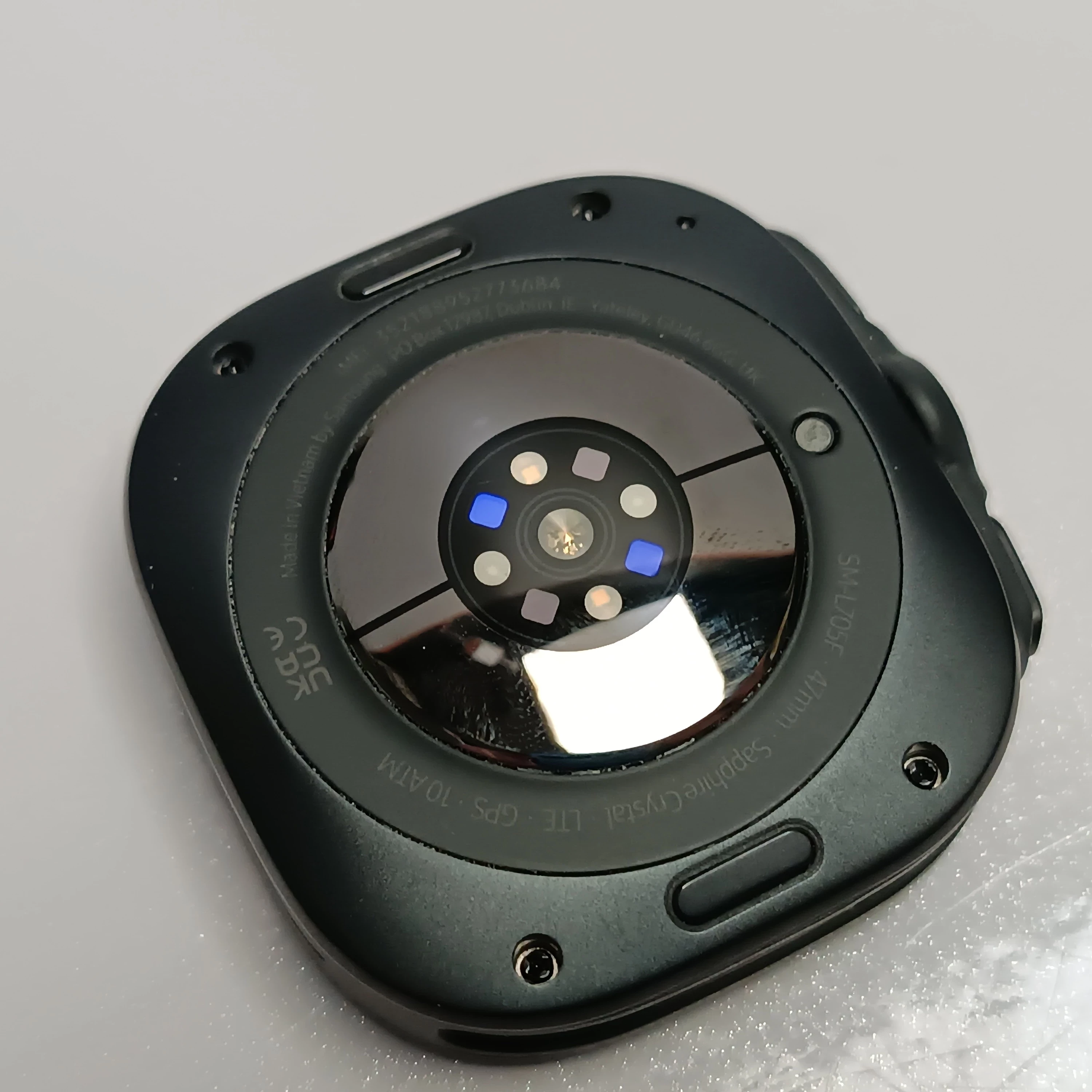 samsung-galaxy-watch-ultra-titanium-gray-sm-l705f-szerokosc-koperty-4740