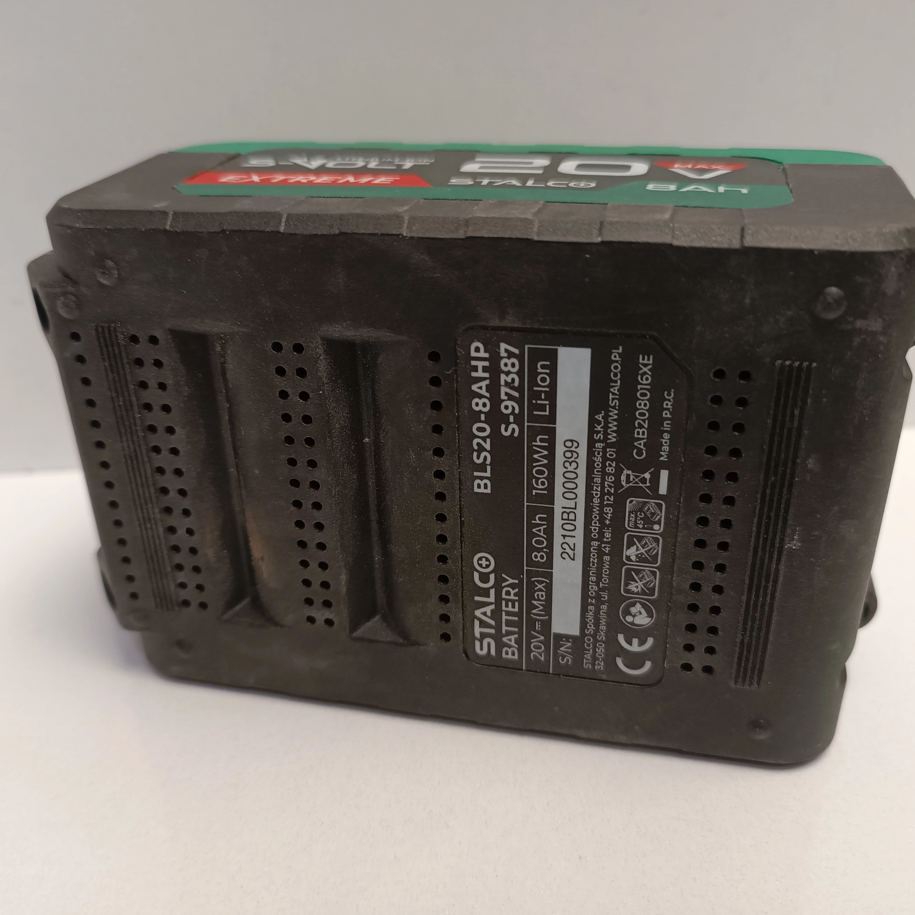 bateria-akumulator-li-ion-stalco-20-v-8-ah-bls20-8ahp-seria-s-volt