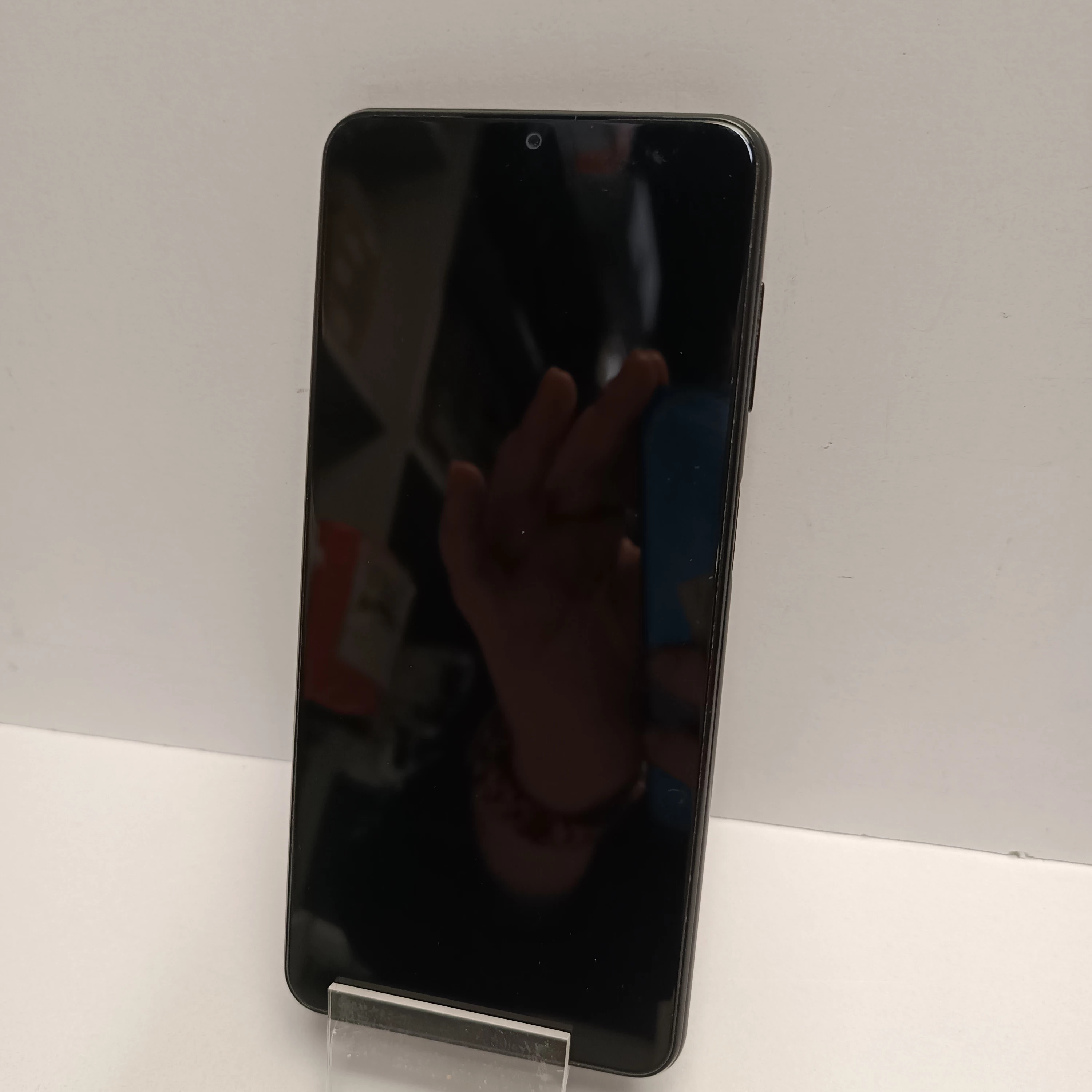 telefon-samsung-galaxy-a04s-332gb-stan-11323-2