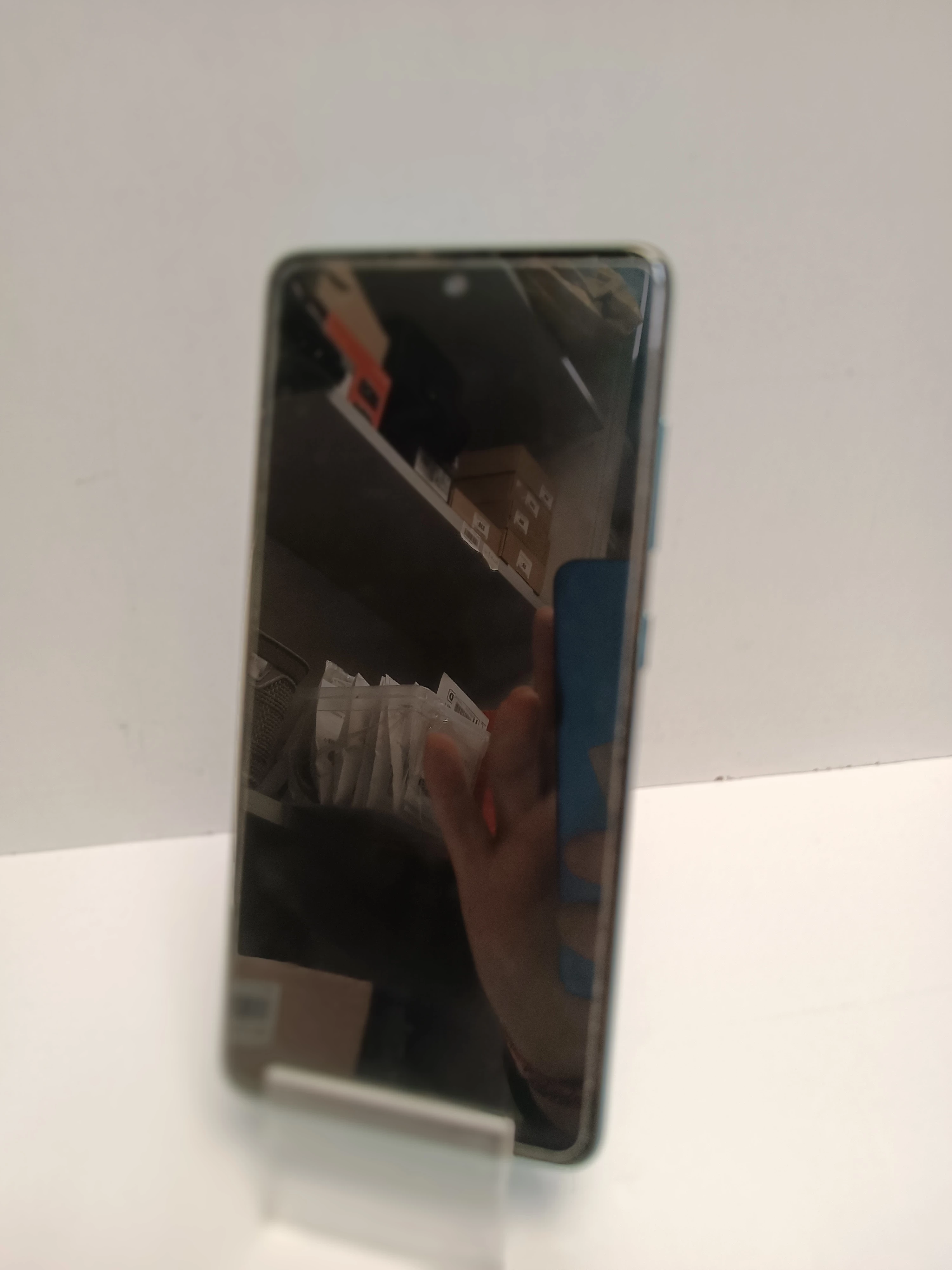 telefon-samsung-galaxy-a51-zbite-szielko-aparatu-4128gb-typ-202685-212929