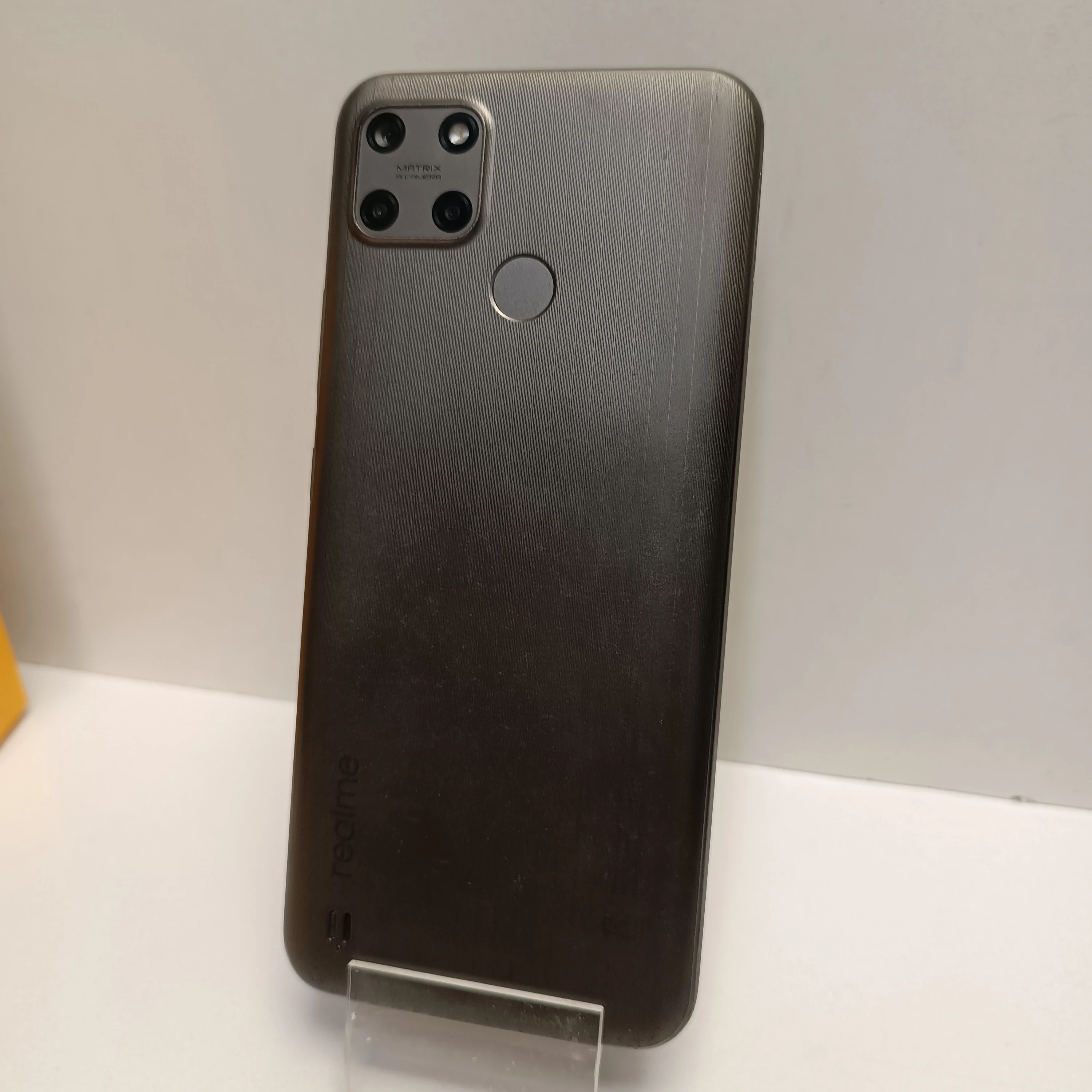 telefon-realme-c25y-464gb-opis-wbudowana-pamiec-202869-214193