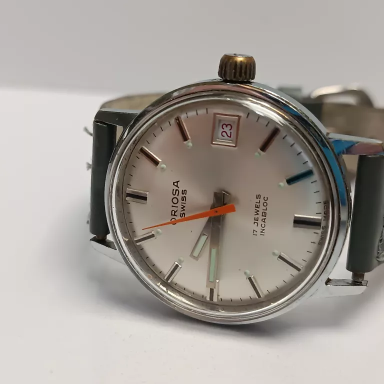 zegarek-oriosa-swiss-17-kamieni-ksztalt-koperty-129223-2