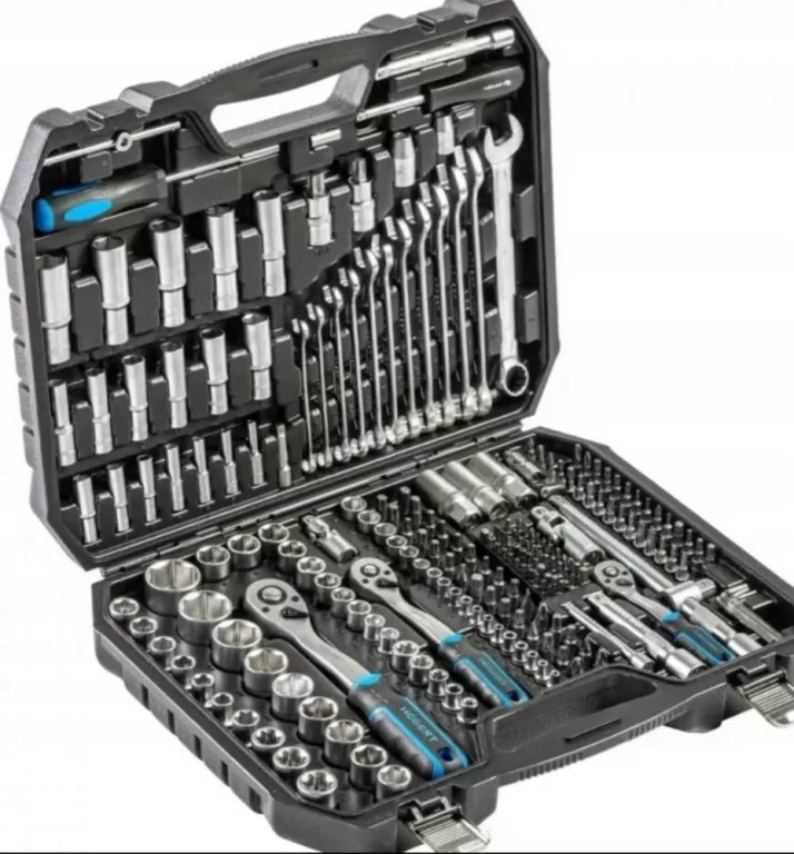 zestaw-narzedziowy-222-elementy-crv-grzechotki-72t-crmo-hoegert-technik-karmelicka-45a-krakow