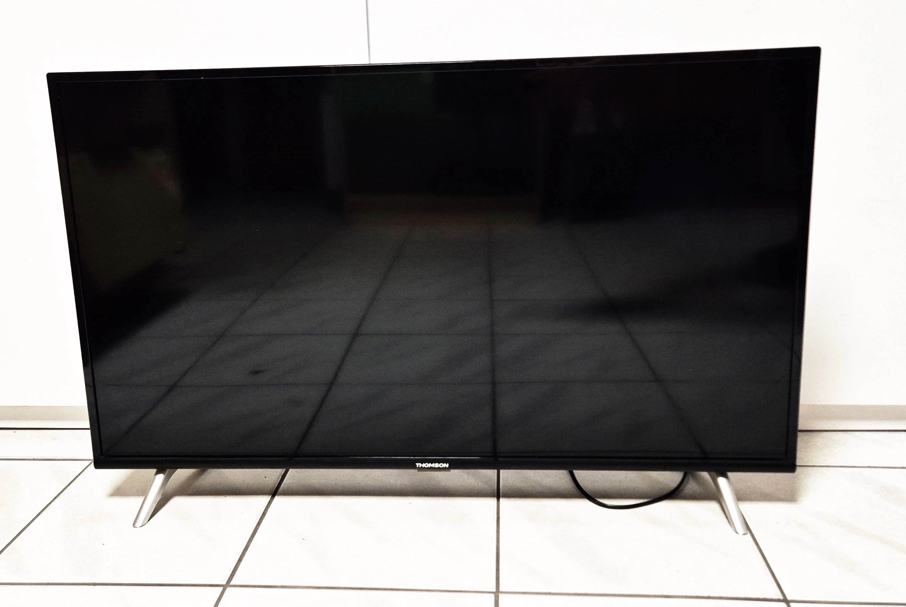 telewizor-thomson-40fe5606-android-typ-telewizora-211486-250142