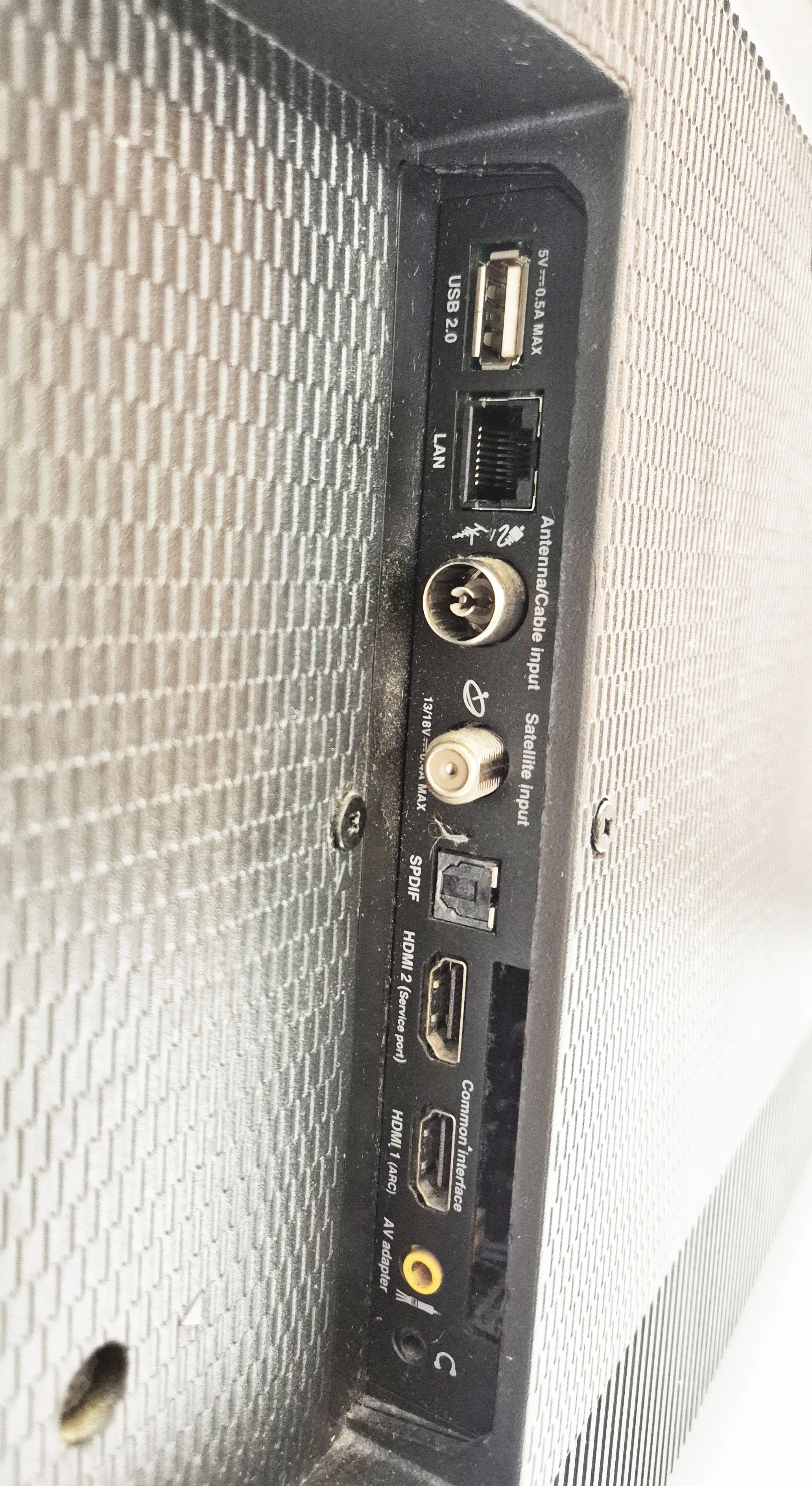 telewizor-thomson-40fe5606-android-przekatna-ekranu-cale-4000