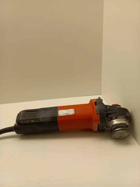 yato-szlifierka-katowa-1100w-z-regulacja-yt-82101-rodzaj-zasilania-128529-2