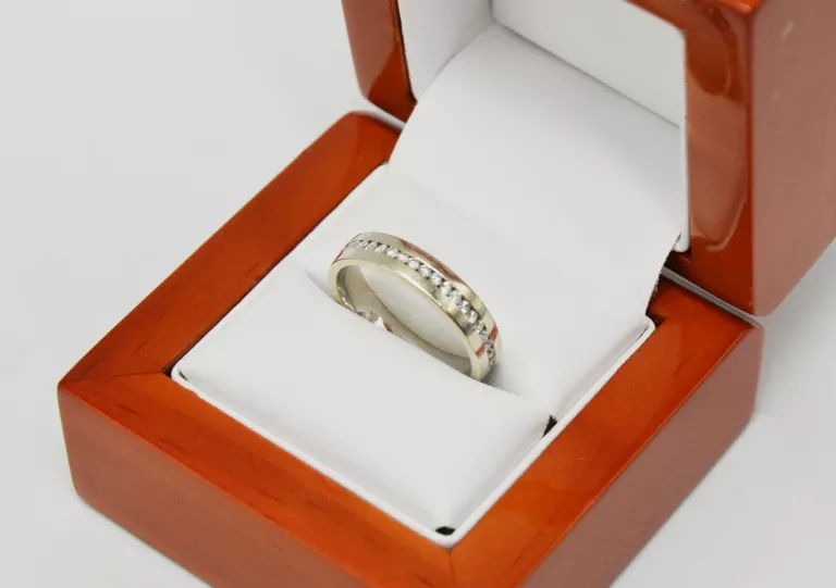 wyrob-jubilerski-uzywany-zloty-pierscionek-ean-gtin-5905868206883