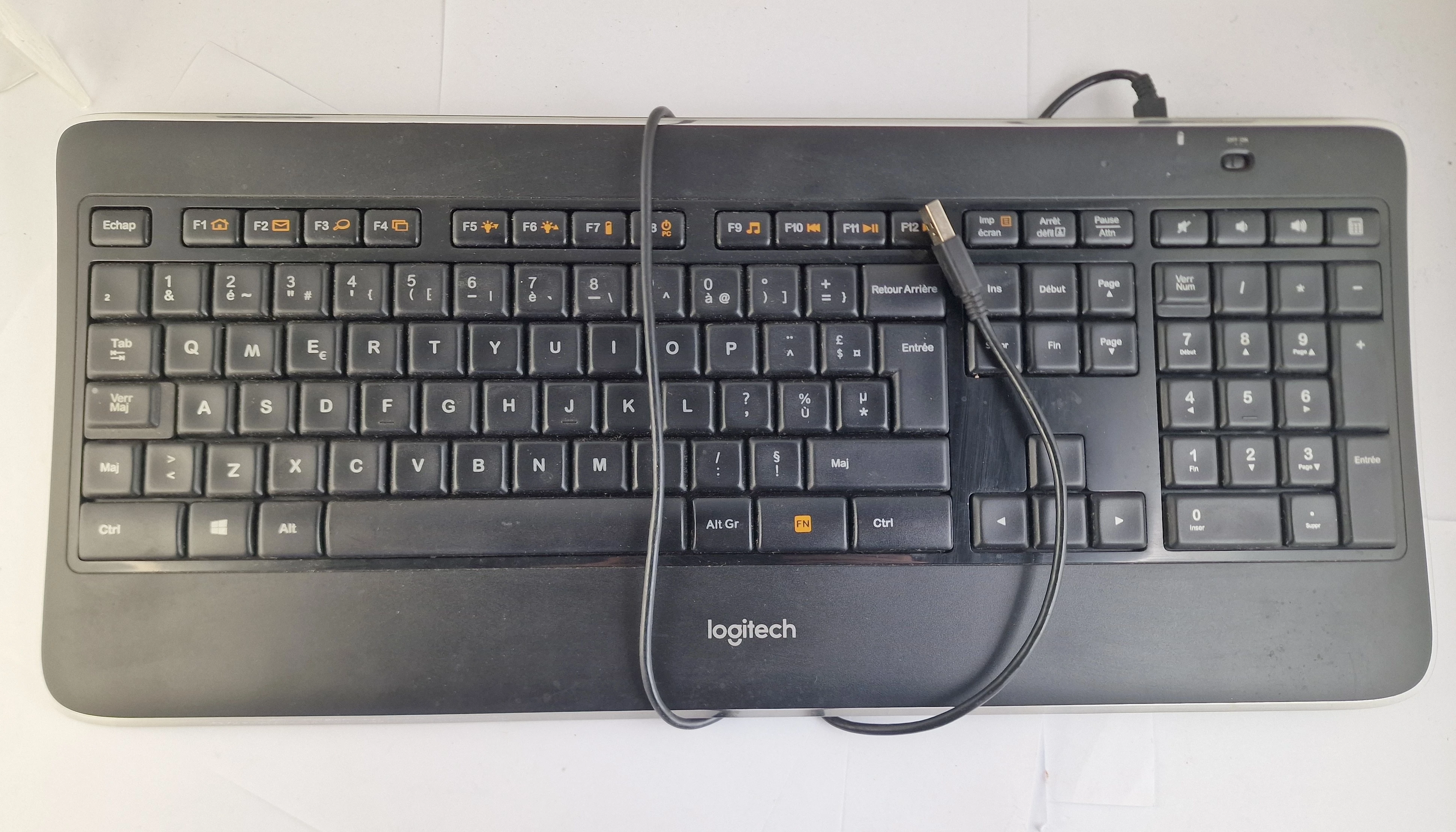 klawiatura-podswietlana-logitech-k800-illuminated-kabel-ean-gtin-4053162344099