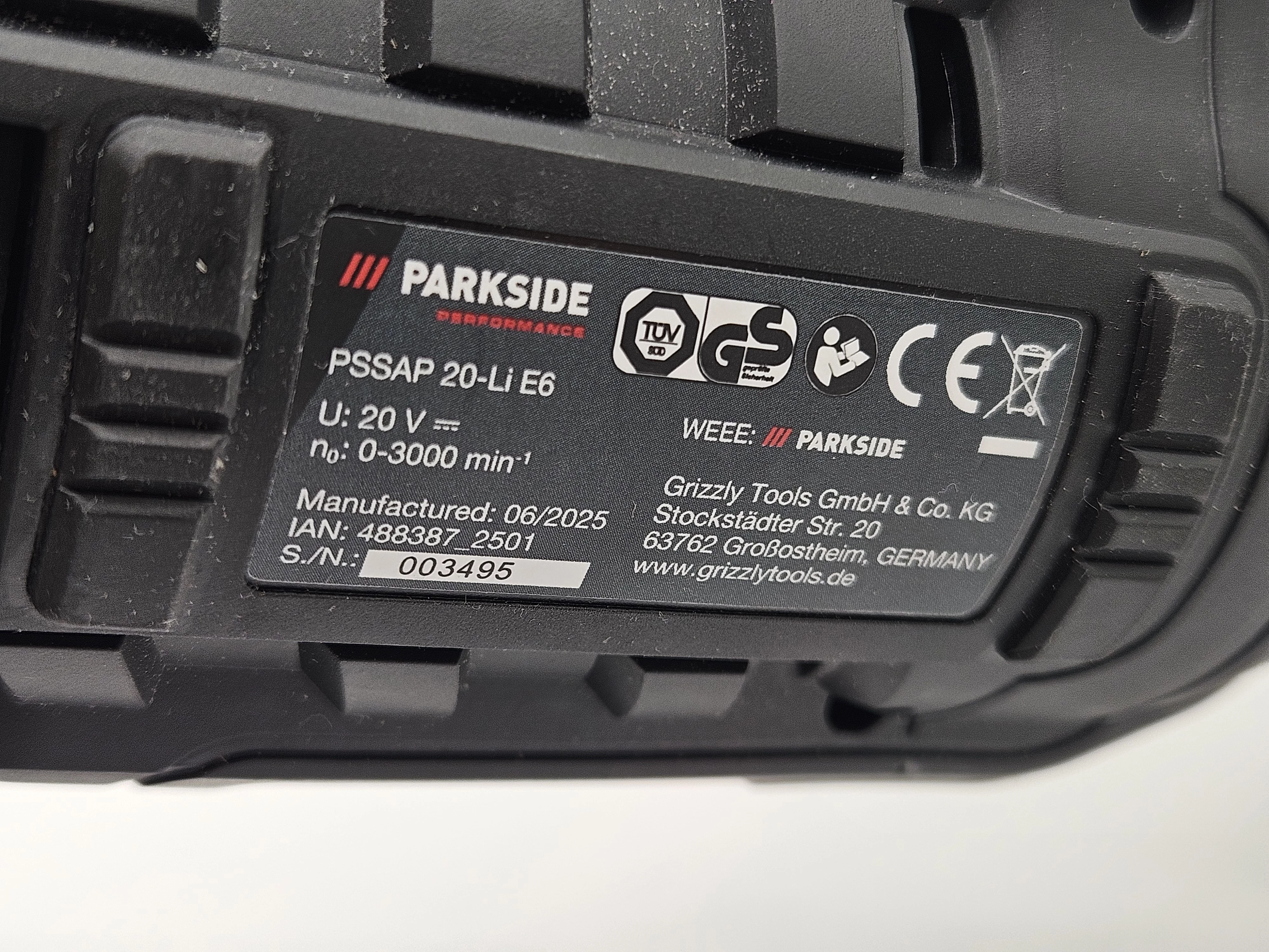 akumulatorowa-pila-szablasta-20-v-pssap-20-li-e6-stan-11323-2