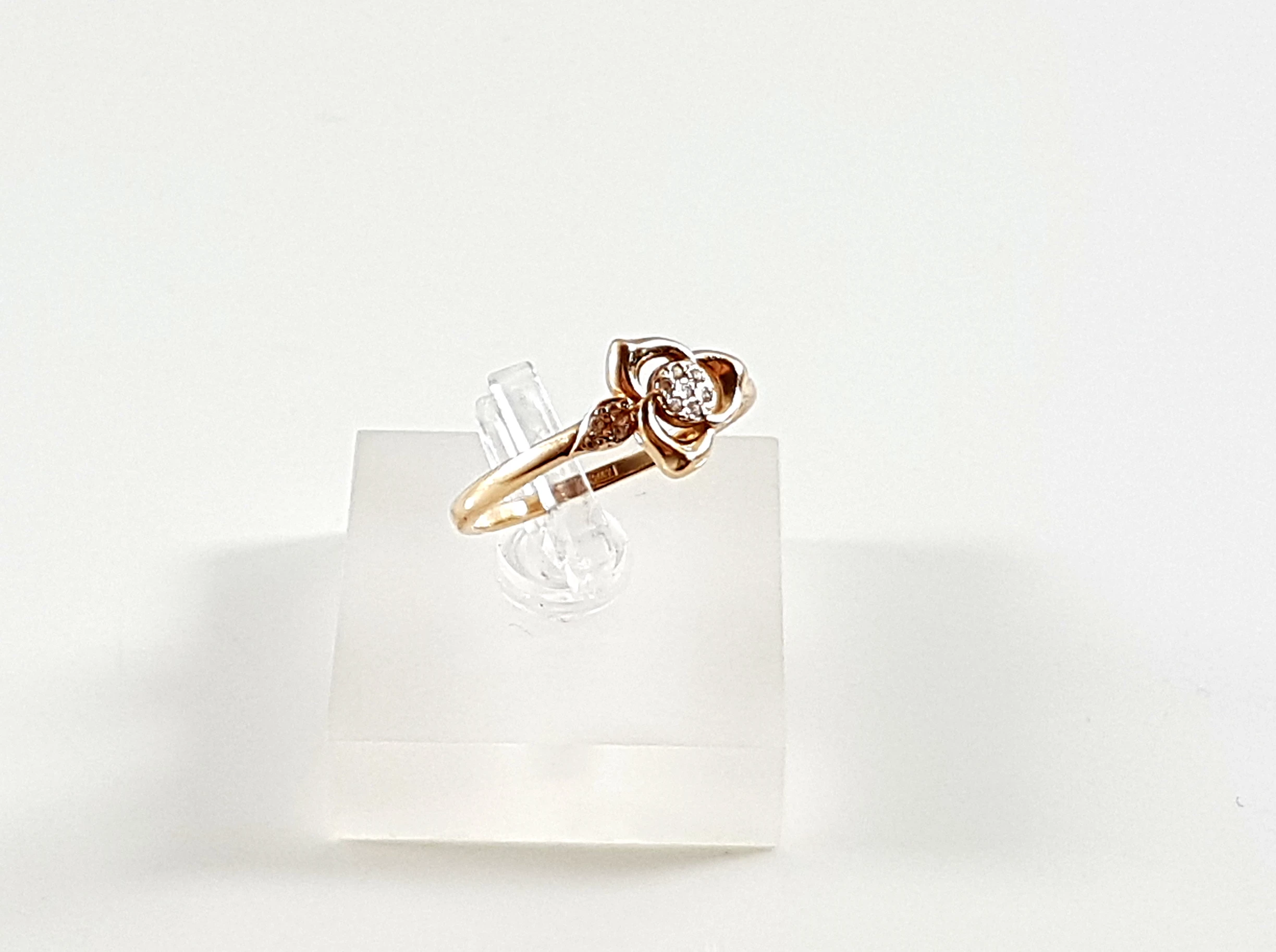 zloty-pierscionek-585-188g-cyrkonie-roz-16-material-15835-2