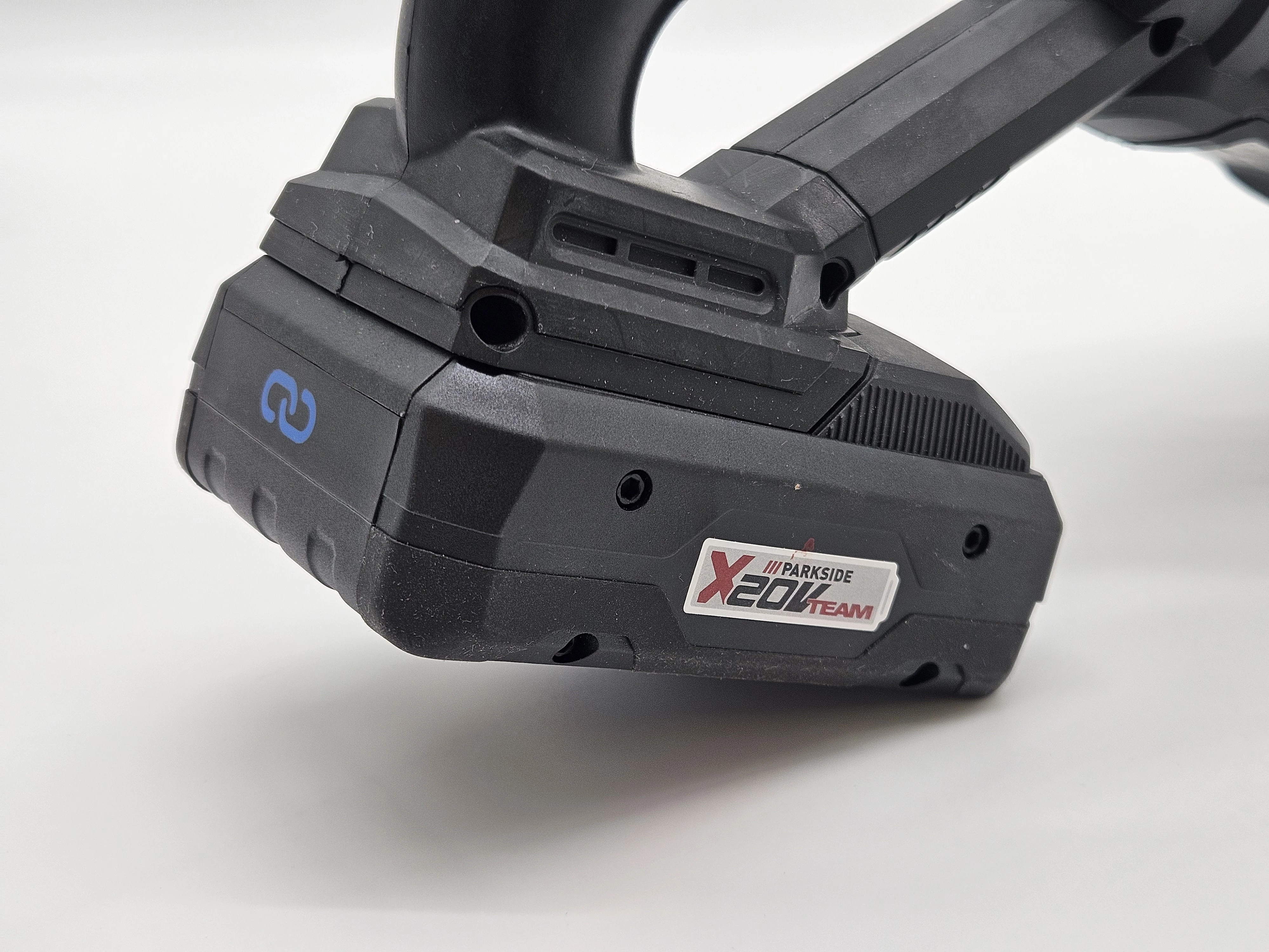 akumulatorowa-pila-szablasta-20-v-pssap-20-li-e6-marka-248811-951182