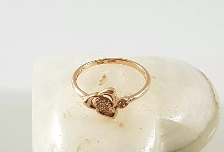 zloty-pierscionek-585-188g-cyrkonie-roz-16-motyw-129129-387809