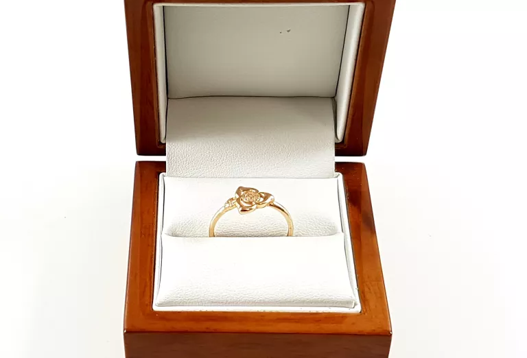 zloty-pierscionek-585-188g-cyrkonie-roz-16-stan-11323-2