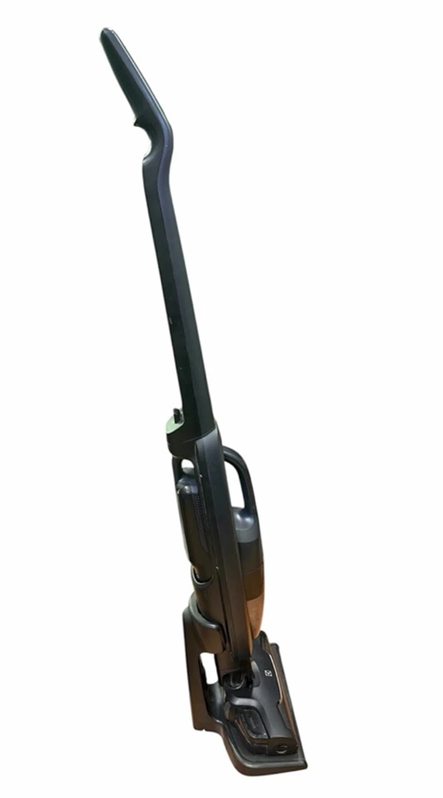 odkurzacz-bezprzewodowy-elektrolux-well-q7-zestaw-stan-11323-2