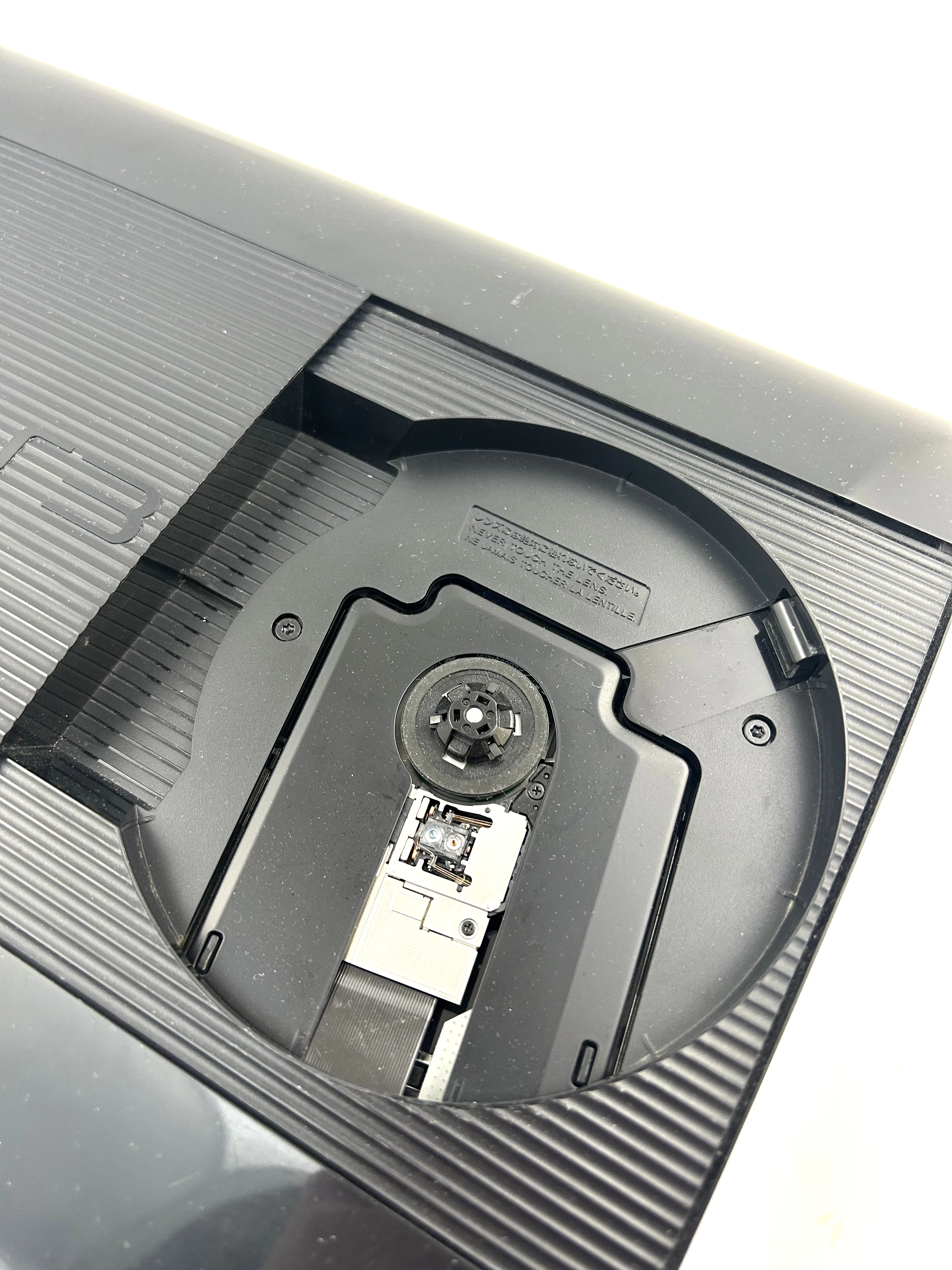 konsola-ps3-super-slim-465gb-pad-2-gry-wersja-konsoli-3306-21