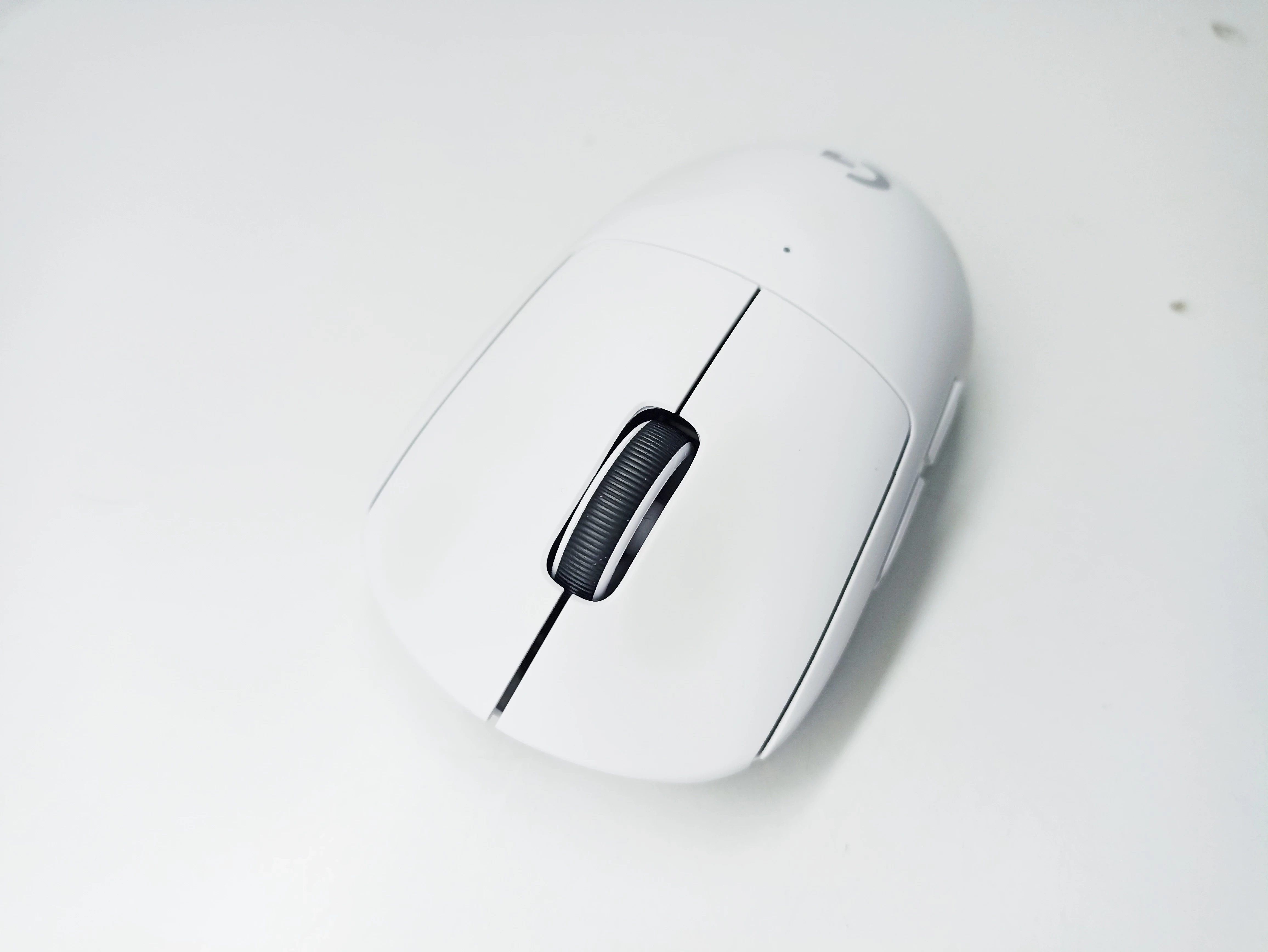 myszka-bezprzewodowa-gamingowa-logitech-pro-x-superlight-2-kod-producenta-910-006638