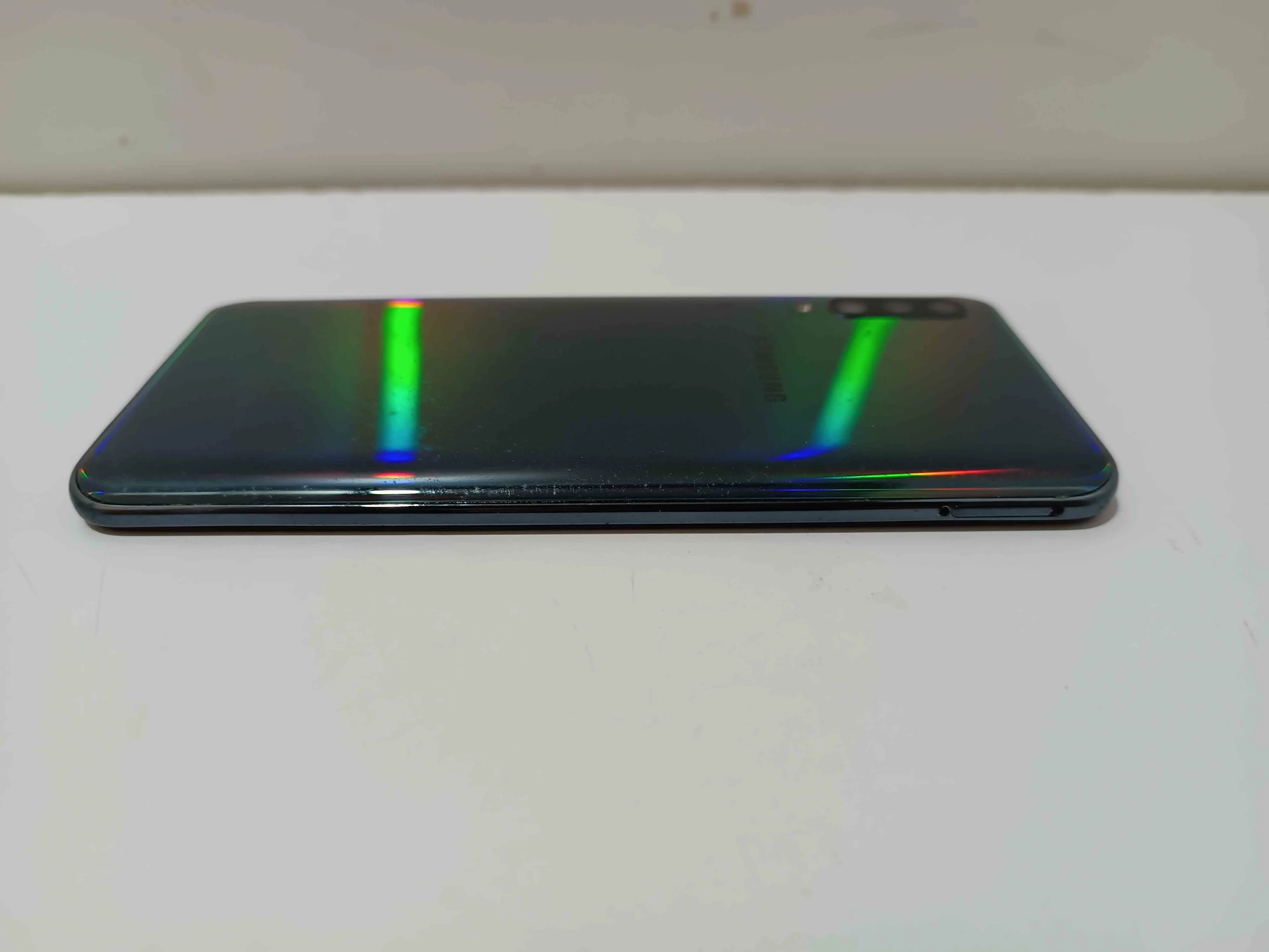 telefon-samsung-galaxy-a50-pamiec-ram-202865-214121