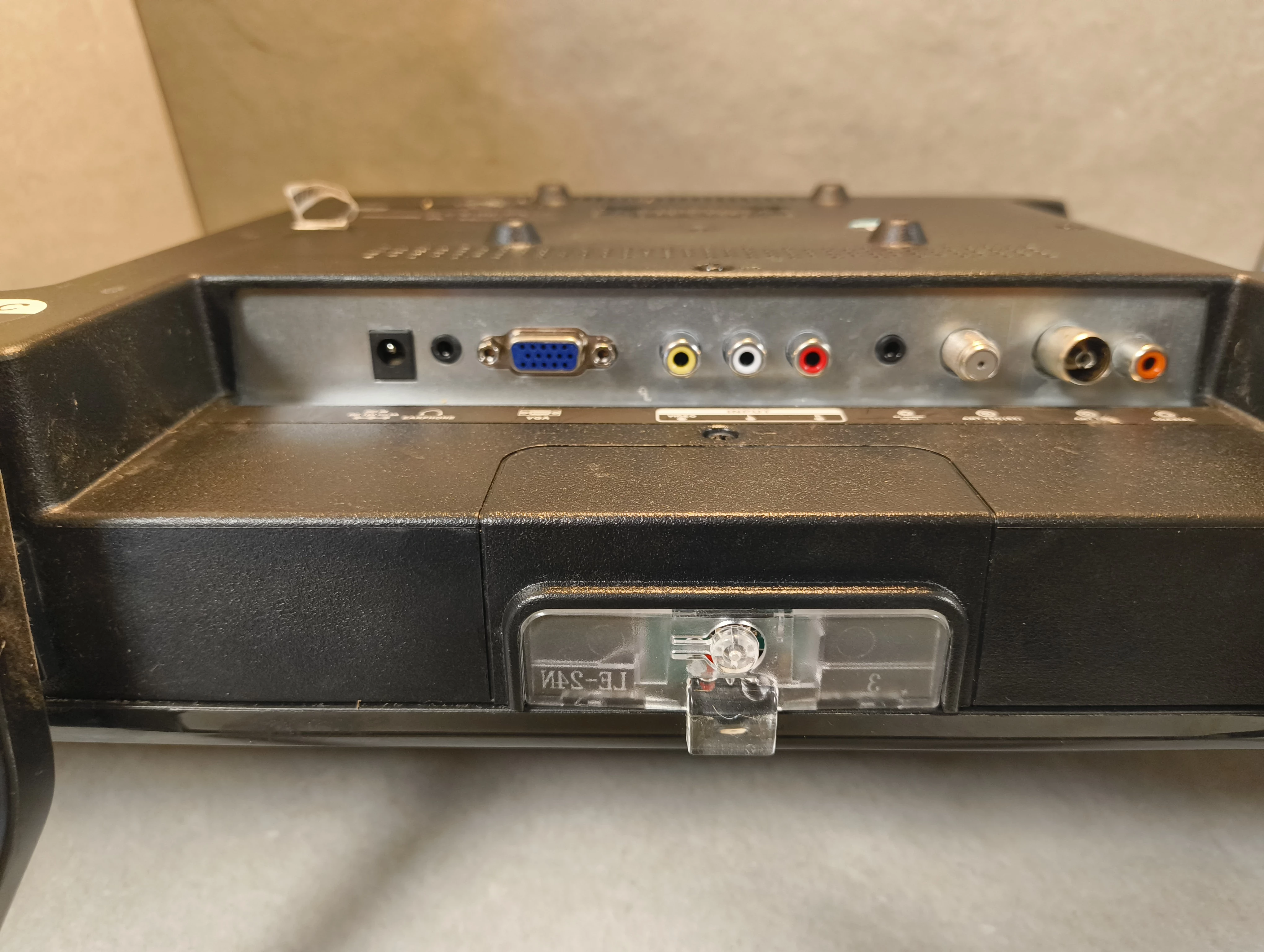 tv-ok-odl-24950he-tb-kod-producenta-odl-24950he-tb