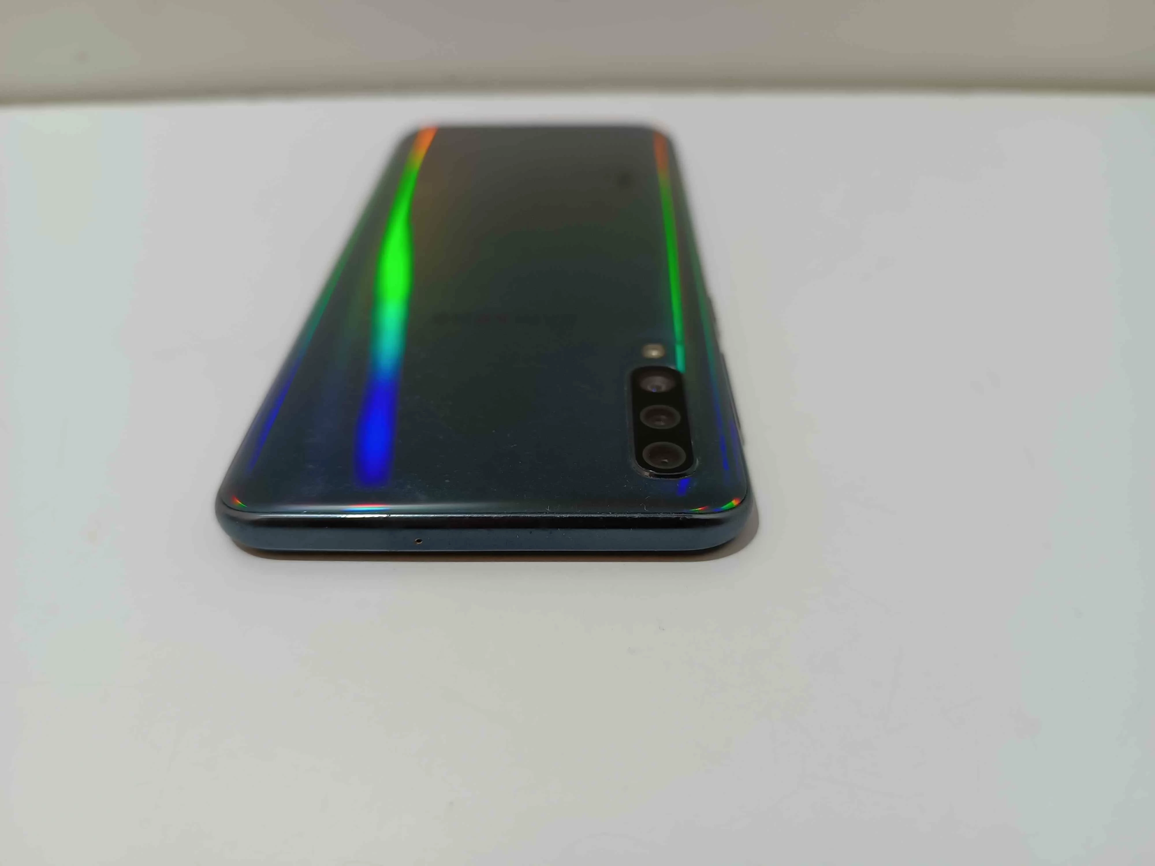 telefon-samsung-galaxy-a50-wbudowana-pamiec-202869-214189