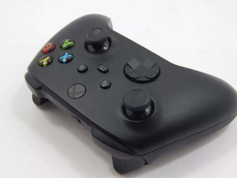 pad-xbox-1914-czarny-marka-248811-958954