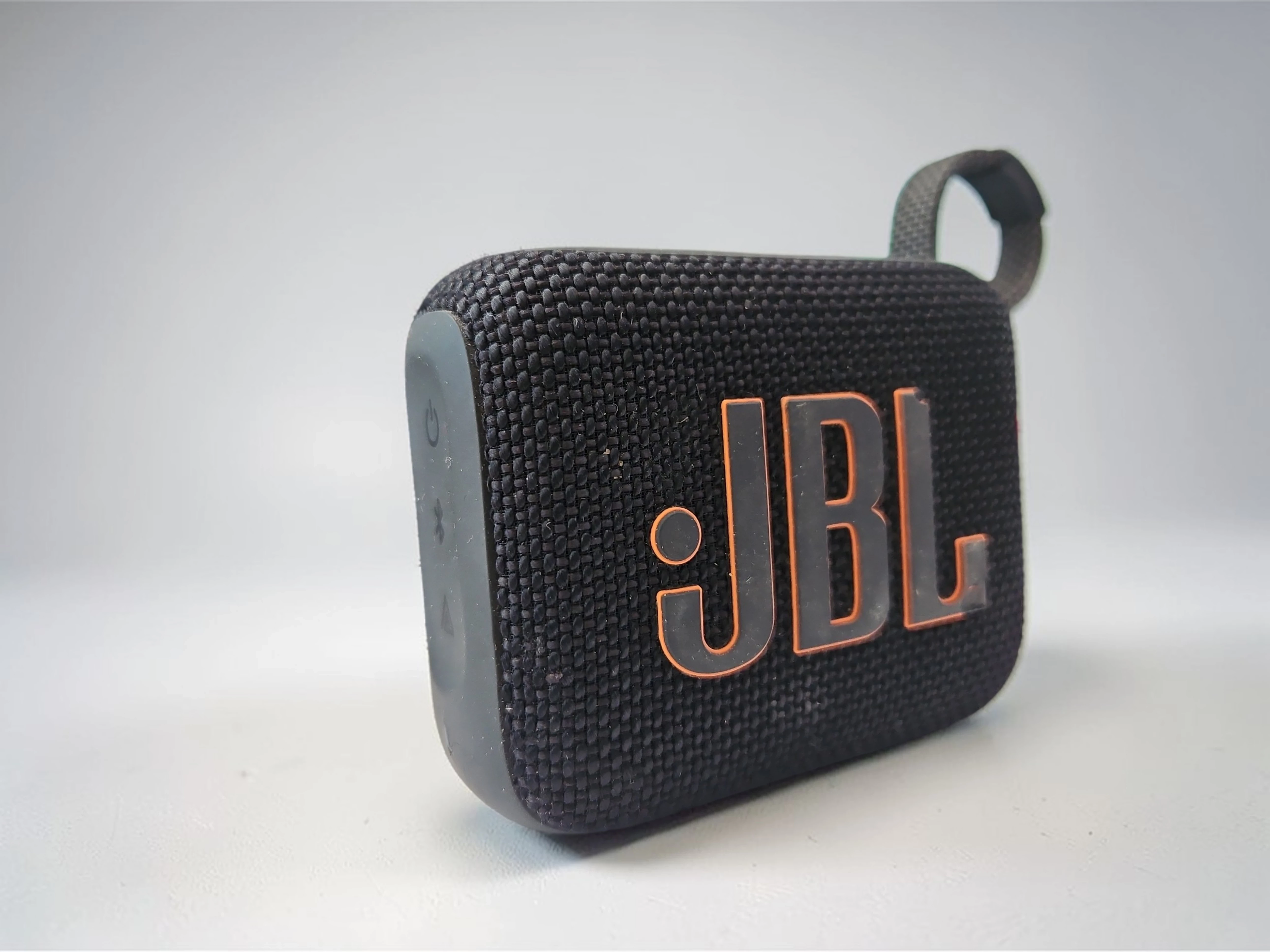 glosnik-jbl-go4-czarny-stan-11323-2