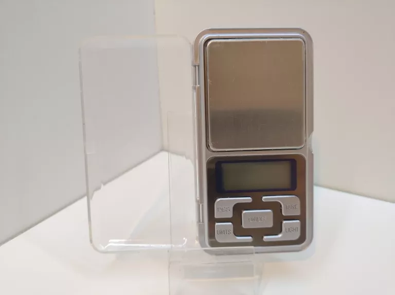 waga-jubilerska-elektroniczna-kieszonkowa-500g-pudelko-ean-gtin-5904158814982