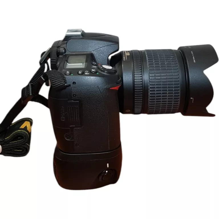 lustrzanka-nikon-d90-nikkor-18-105-vr-kit-rozmiar-matrycy-206882-228774