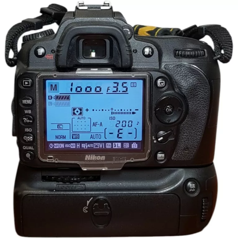 lustrzanka-nikon-d90-nikkor-18-105-vr-kit-w-zestawie-814-2