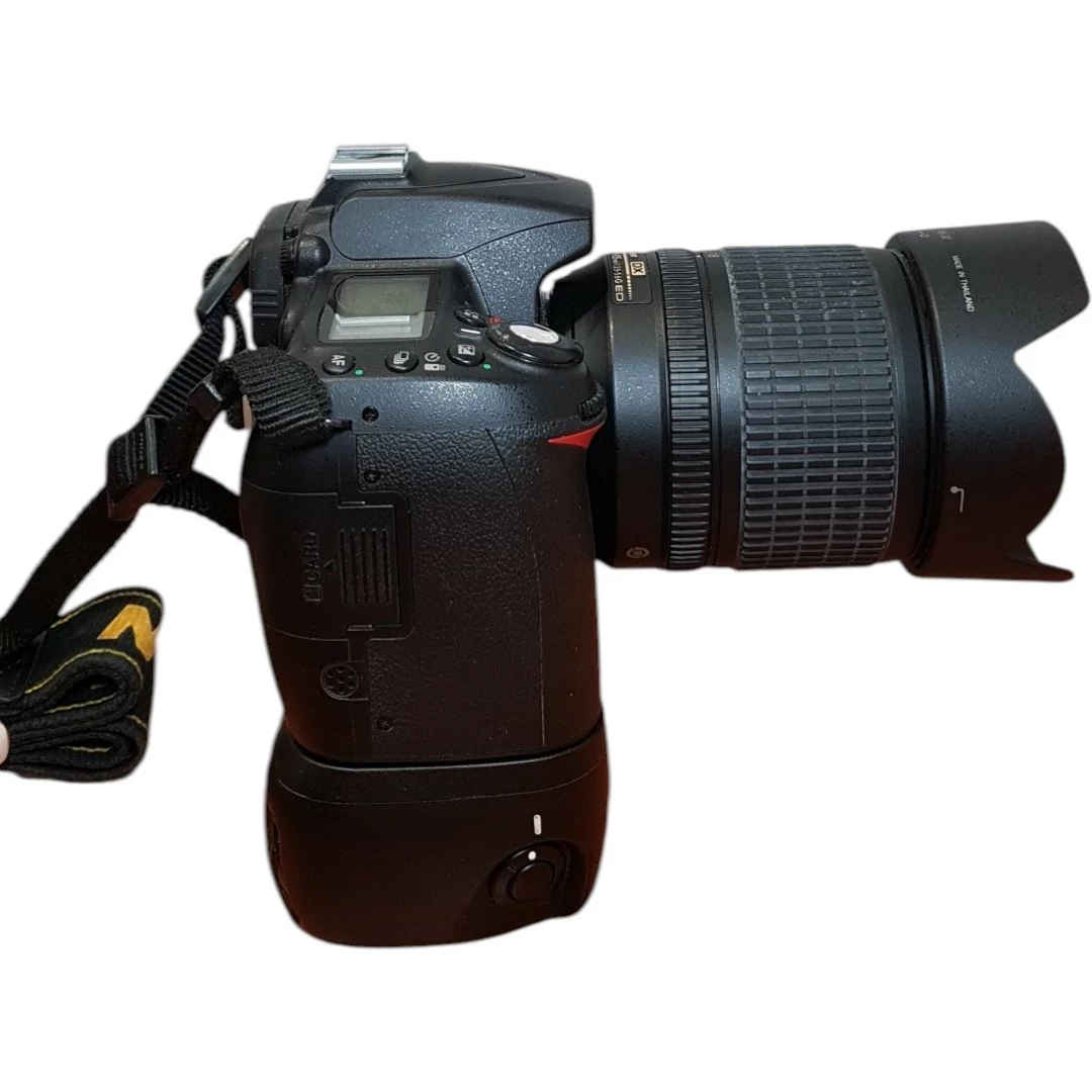 lustrzanka-nikon-d90-nikkor-18-105-vr-kit-rozmiar-matrycy-206882-228774