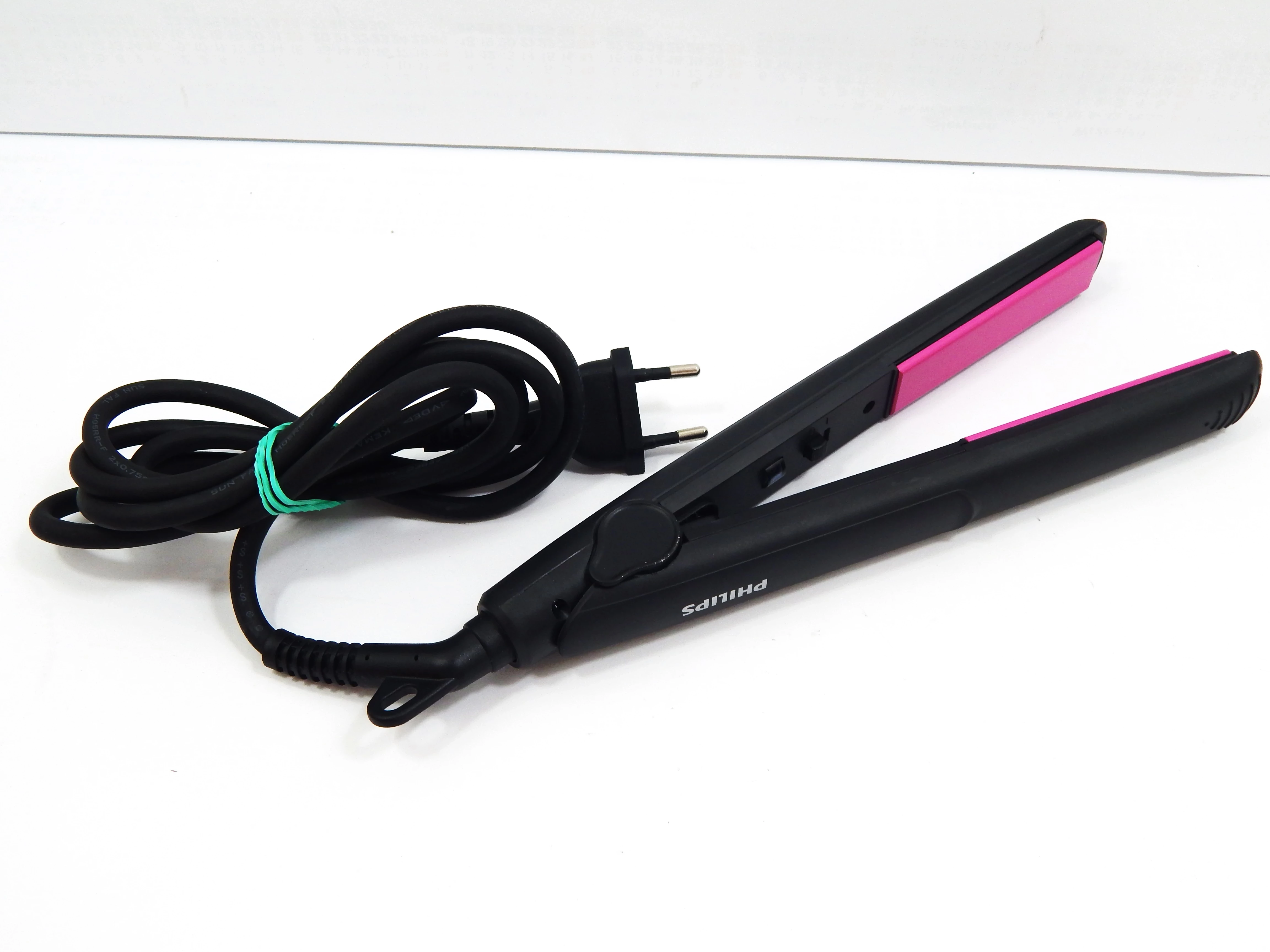 prostownica-philips-essential-ean-gtin-8710103888383