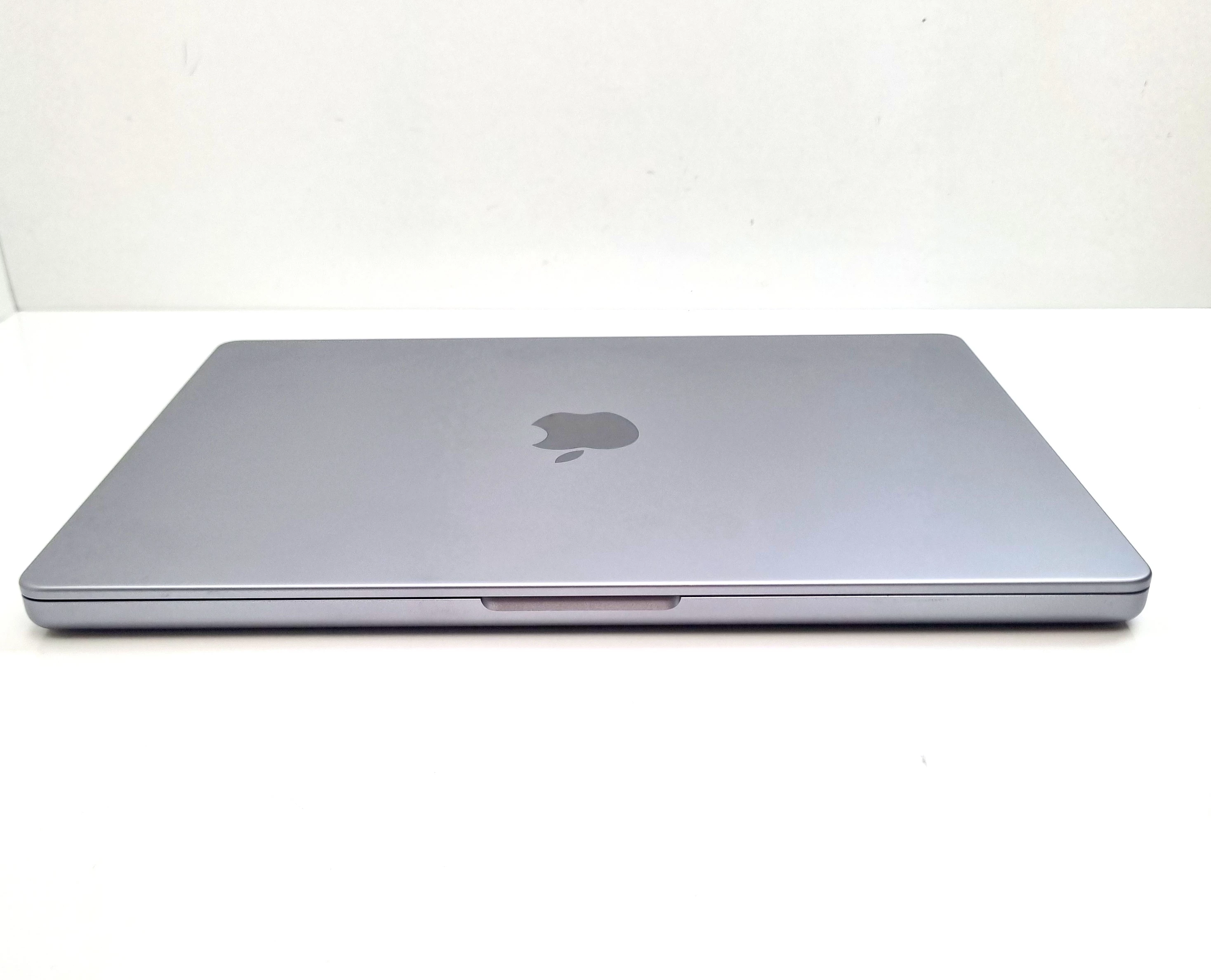 apple-macbook-pro-a2442-m1-pro-141-apple-m-16-gb-512-gb-szary-przekatna-ekranu-1410