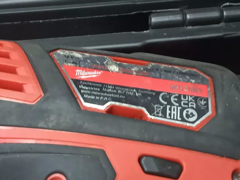 zakretarka-milwaukee-m12-bd-2-aku-ladowarka-walizka-maksymalna-srednica-srub-204653-1120010