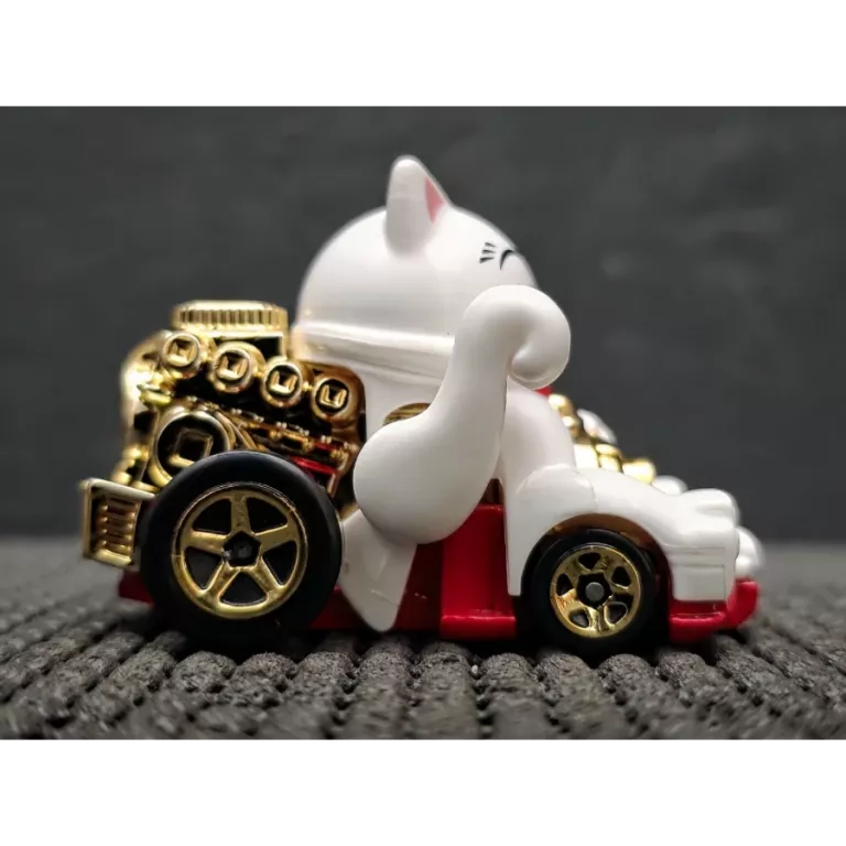 howt-wheels-hw-feline-lucky-chinski-kot-szczescia-234250-hyw52-minimalny-wiek-dziecka-250062-1794308