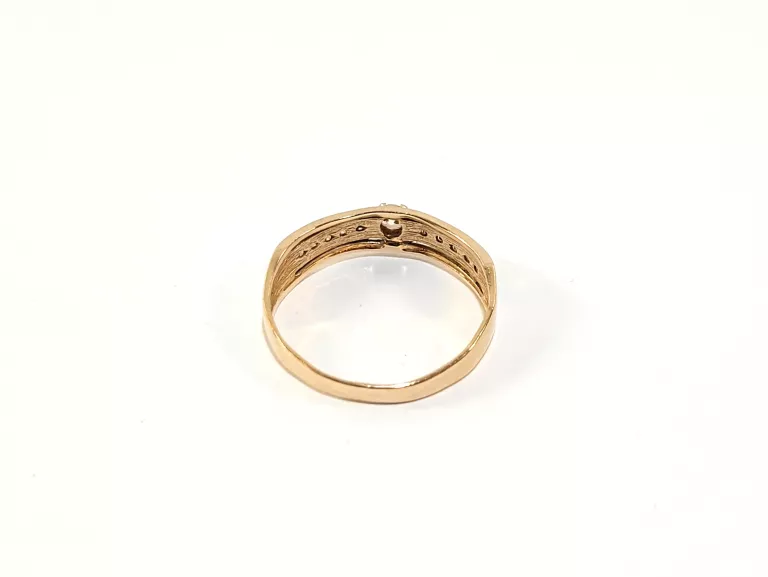 zloty-pierscionek-cyrkonie-p585-228g-r20-rodzaj-2205-2