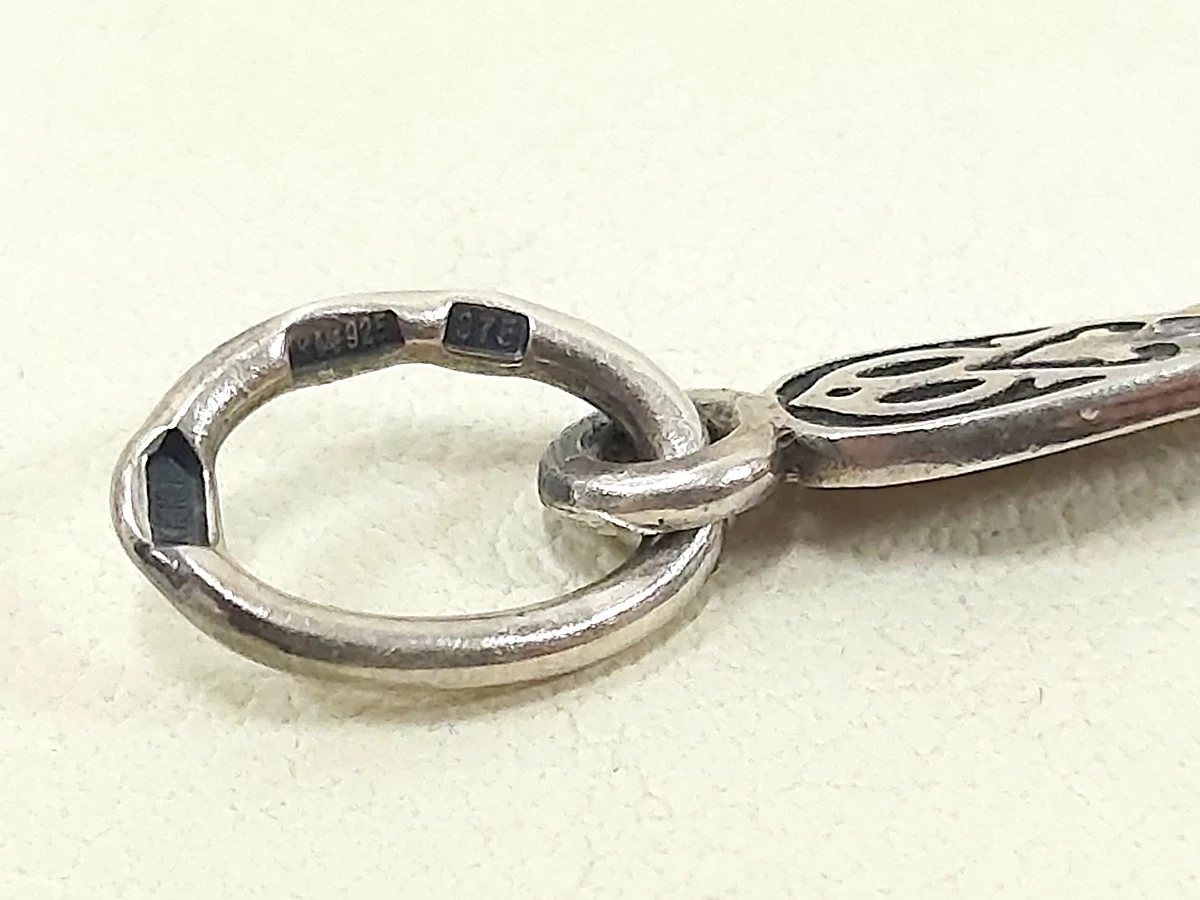 ciekawa-srebrna-zawieszka-w-ksztalcie-lyzki-proby-925-material-dominujacy-223721-2048