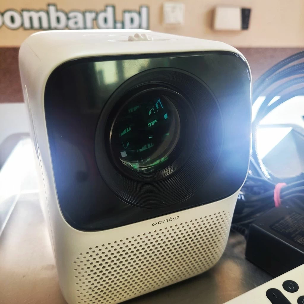 mini-projektor-rzutnik-wanbo-t2-free-technologia-wyswietlania-204793-221741